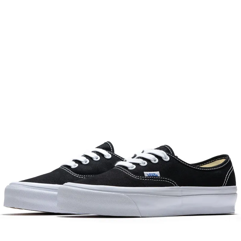 Stable Support Sneaker Customization Vans Authentic Reissue 44 LX - Black/White