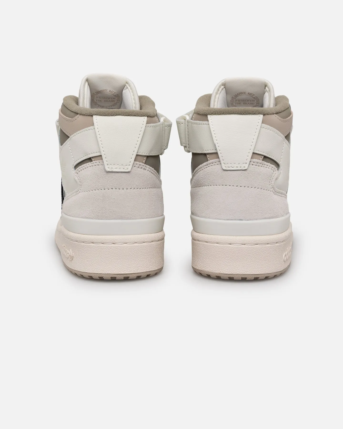 Slip Safe Dance Mode Adidas Forum Mid Off White/Core Black/Wonder Beige