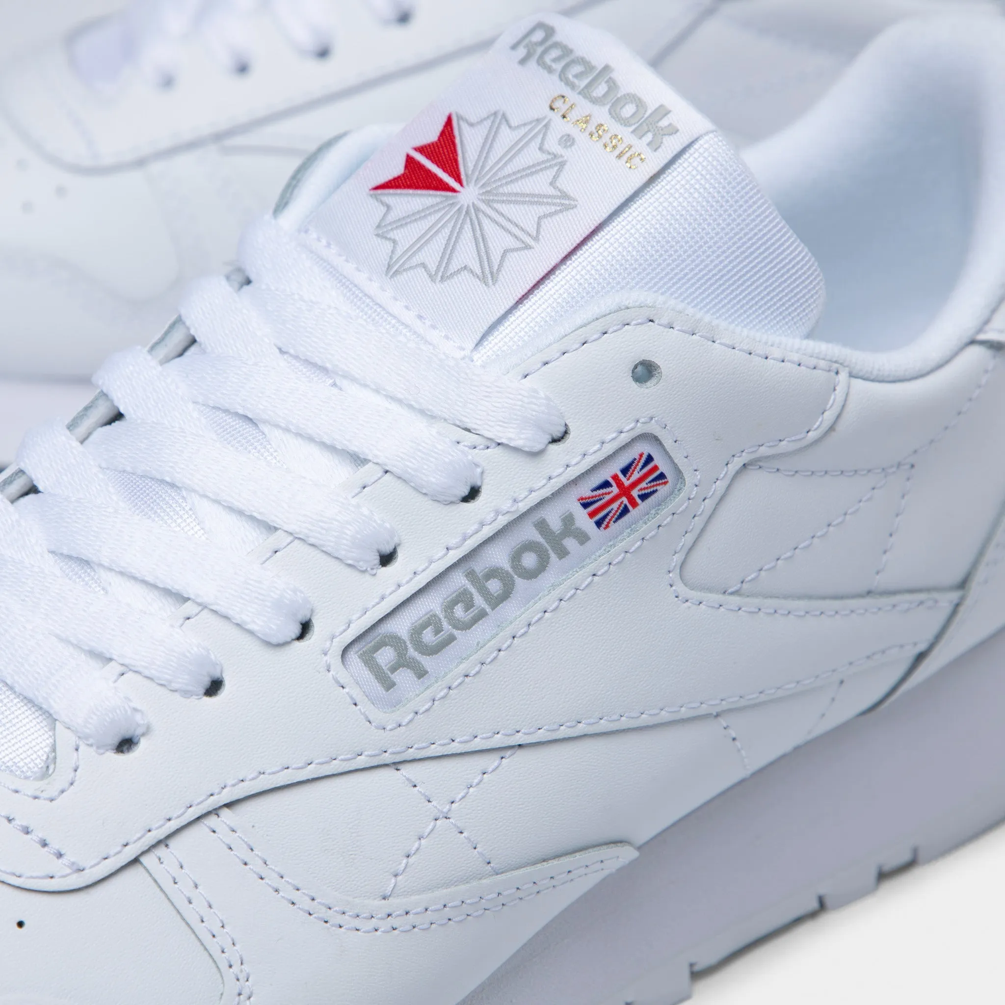 Reebok Classic Leather White / White City Pace