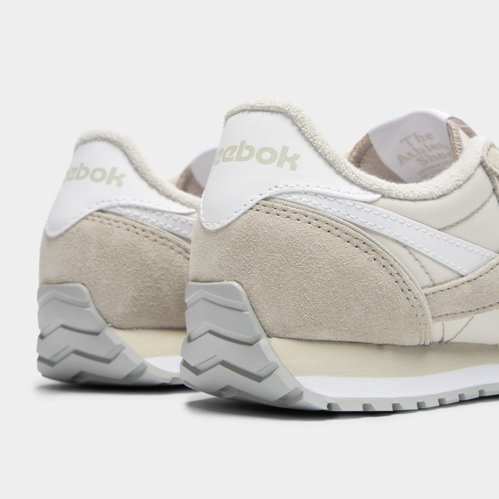 Reebok Women's Classic AZ Sport Beige / Sport Beige - White Moisture control