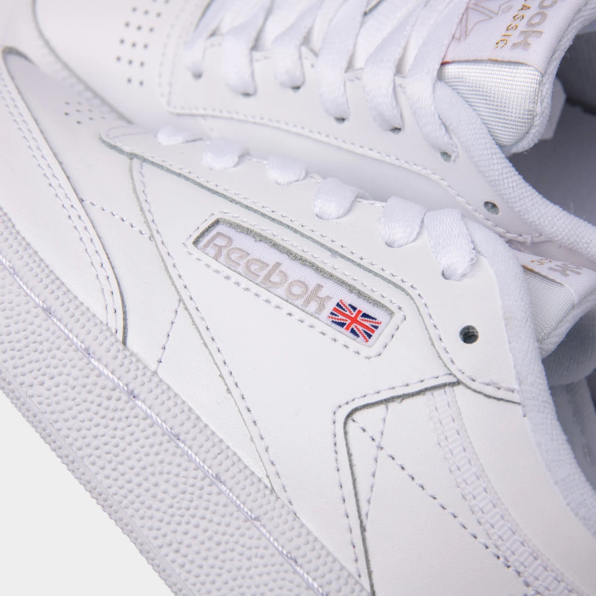 Street Run Reebok Womens Club C 85 White / Light Grey