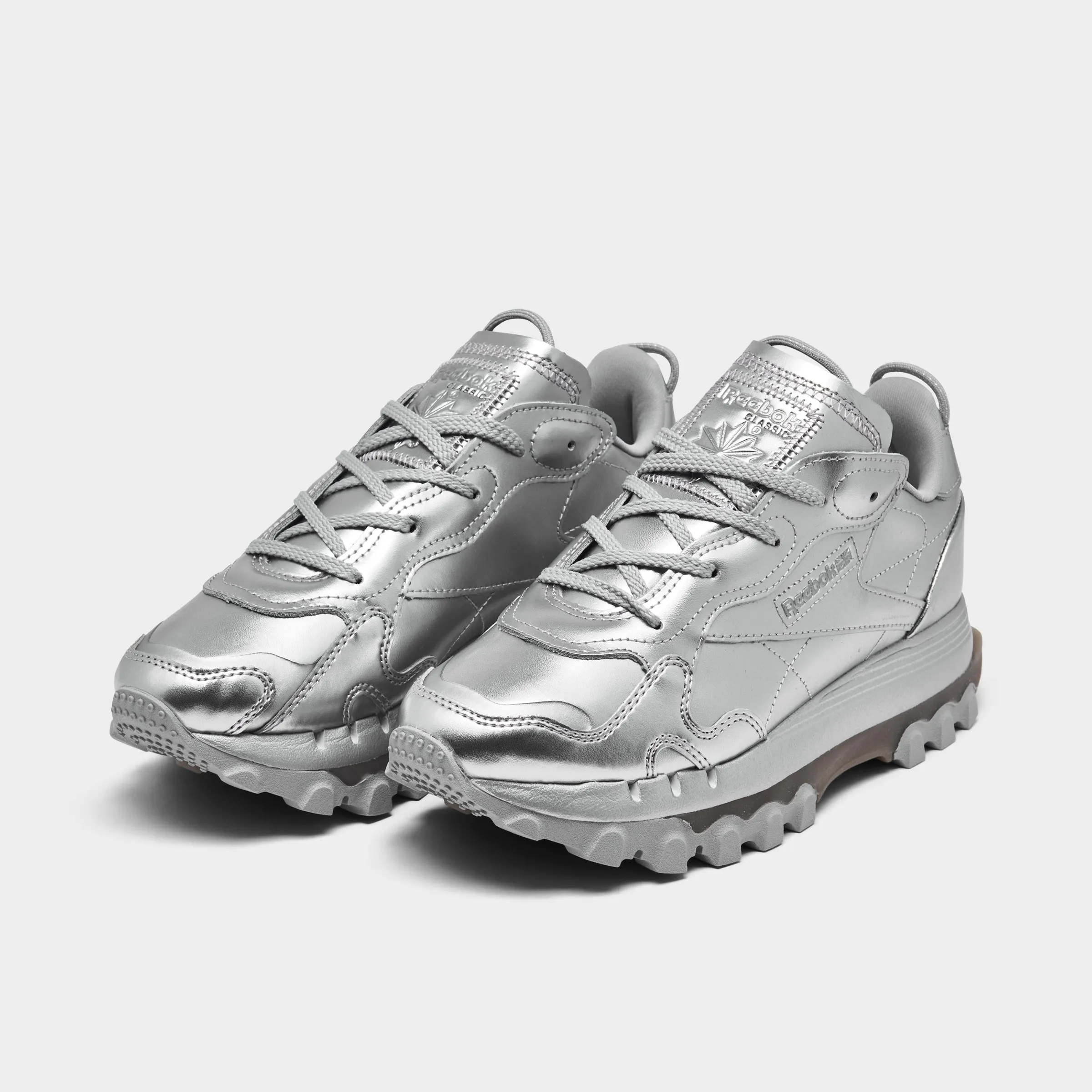Street Fit Reebok x Cardi B Women's Classic Leather Pewter / Black