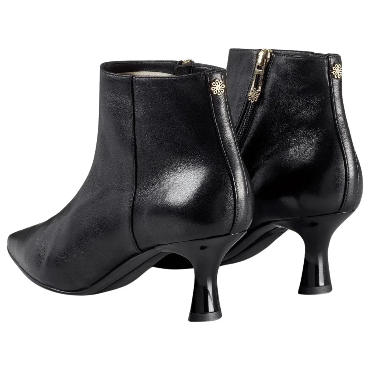 Gala Sharp Ayelet By Naot Women's Robin Black Nappa Leather