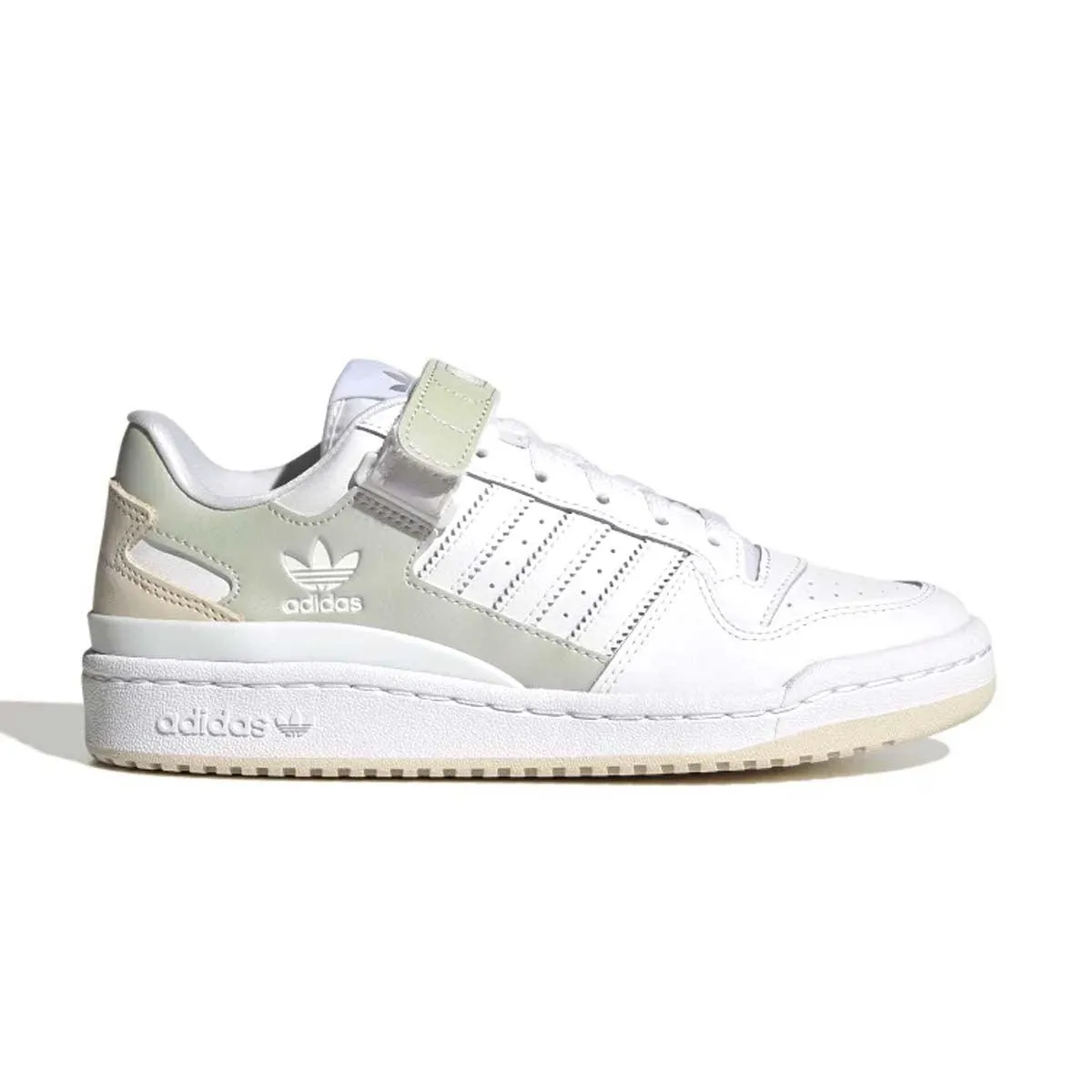 Wmns Forum Low Sleek Finish Upgraded flexibility