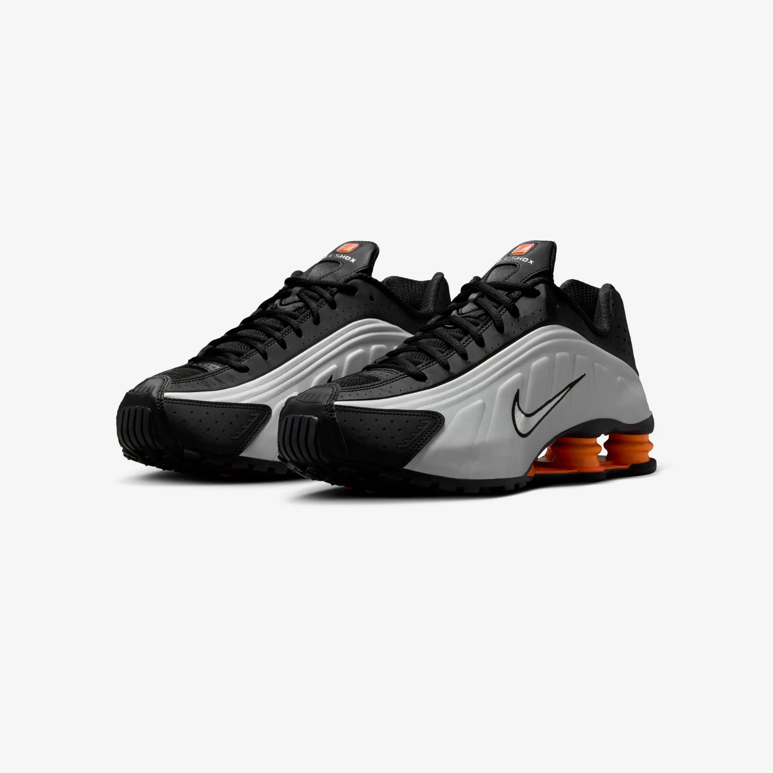 Shox R4 Wide Base Design