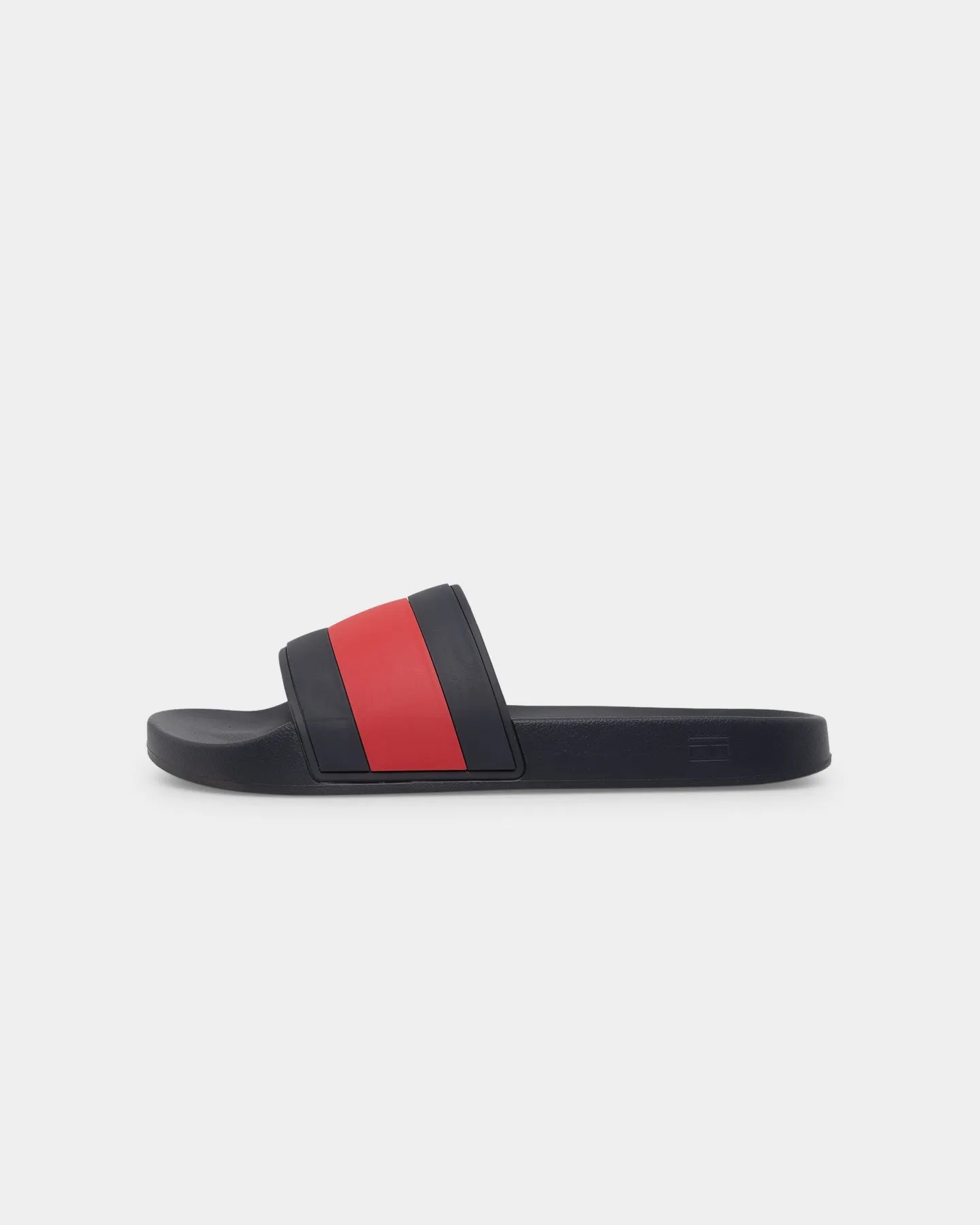 Enhanced grip Smooth ride Tommy Jeans Essential Flag Pool Slides Desert Sky
