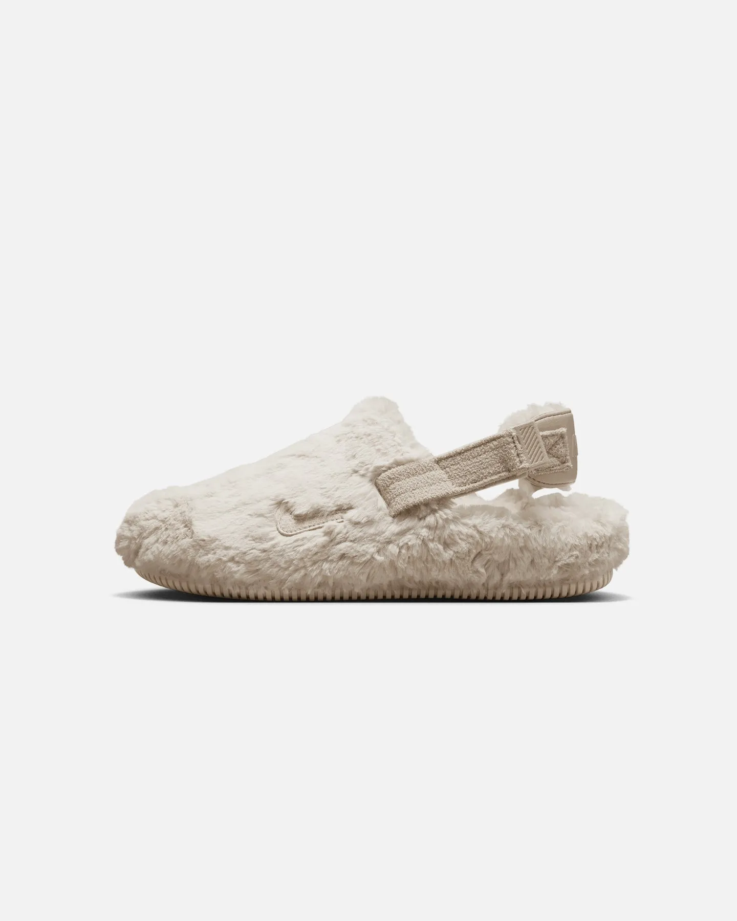 Nike Women's Calm Mule SE Sanddrift Foot Style snowboarding