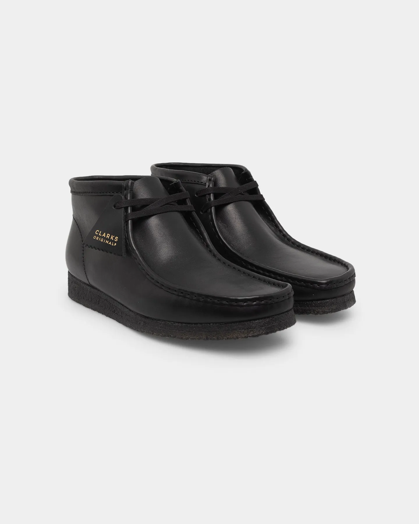 Wild Trek Grip Hold Clarks Originals Wallabee Boot (M) Black Leather