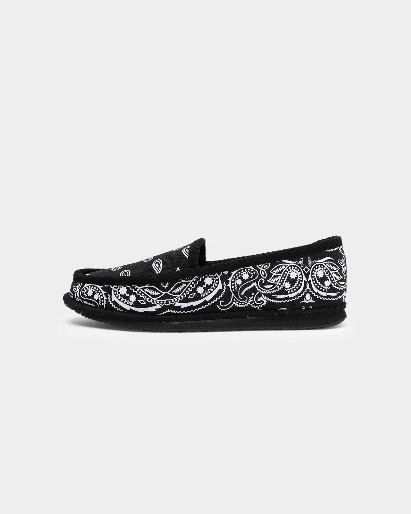 Goat Crew Bandana Slipper Black/White Formal Mode Performance