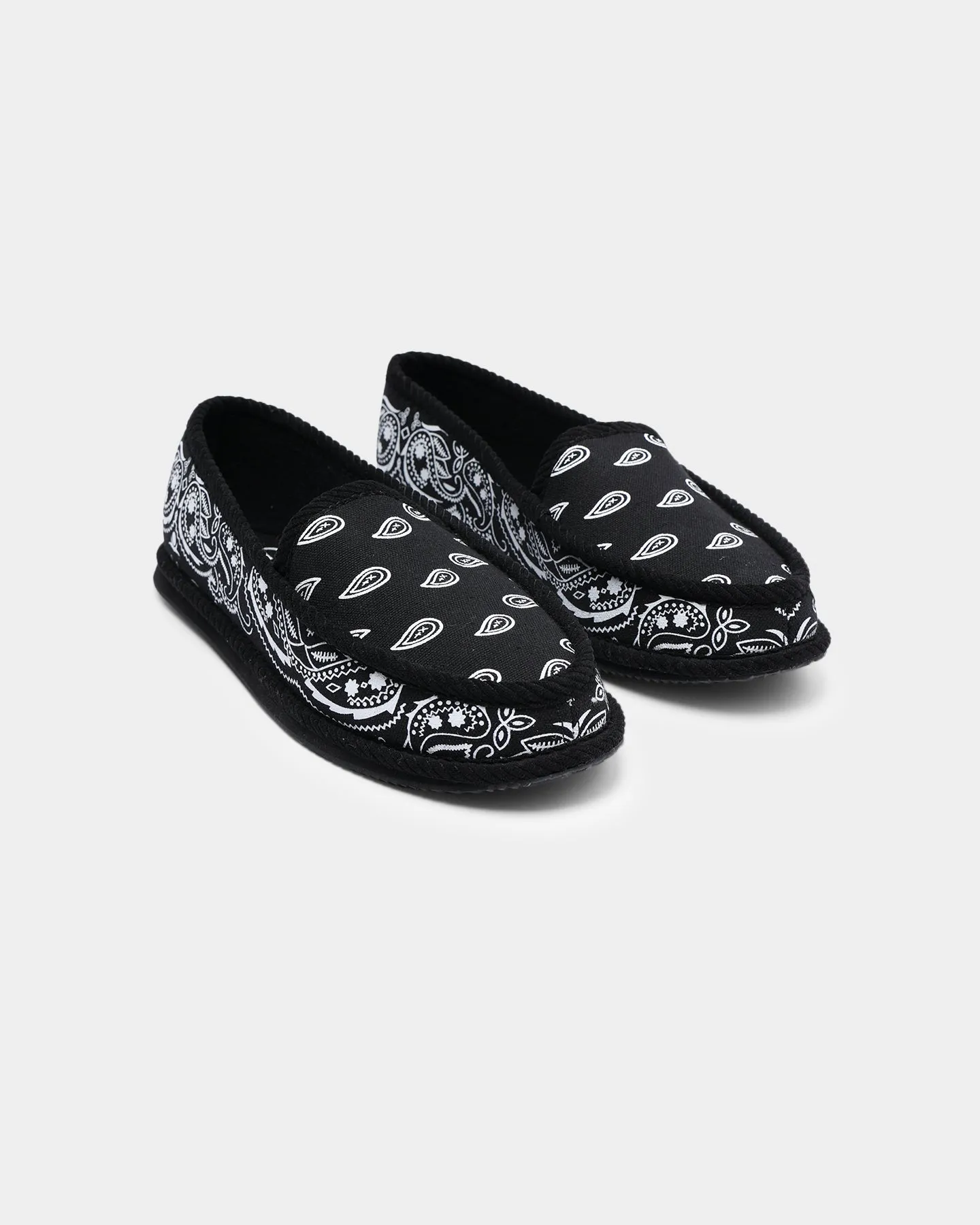 Goat Crew Bandana Slipper Black/White Easy To Clean