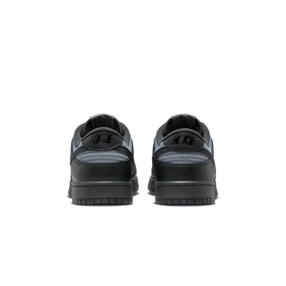 slip - resistant outsole Dunk Low Retro SE ' Off Noir Smoke Grey'