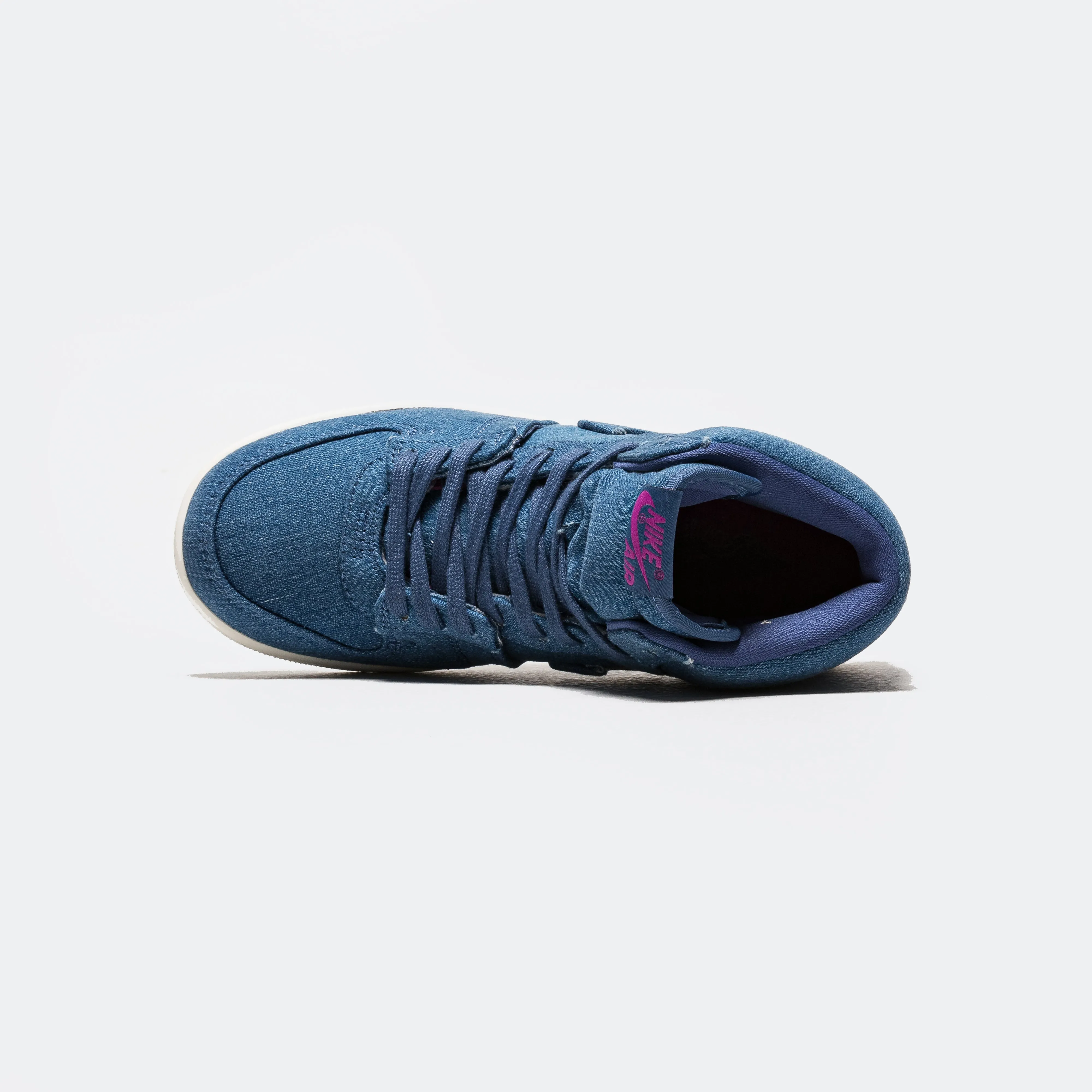 Durable Fabric Commuter Friendly Womens Air Ship PE SP - Mystic Navy/Bold Berry-Sail