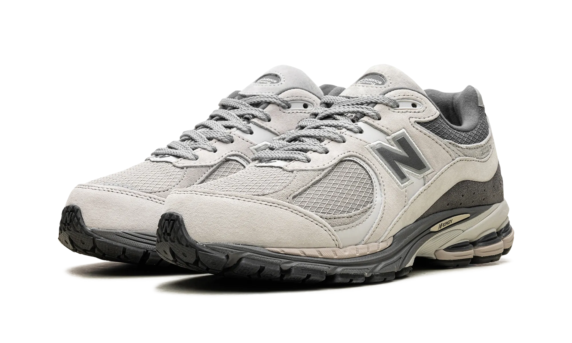 2002R "Raincloud Concrete" running in the morning shoes
