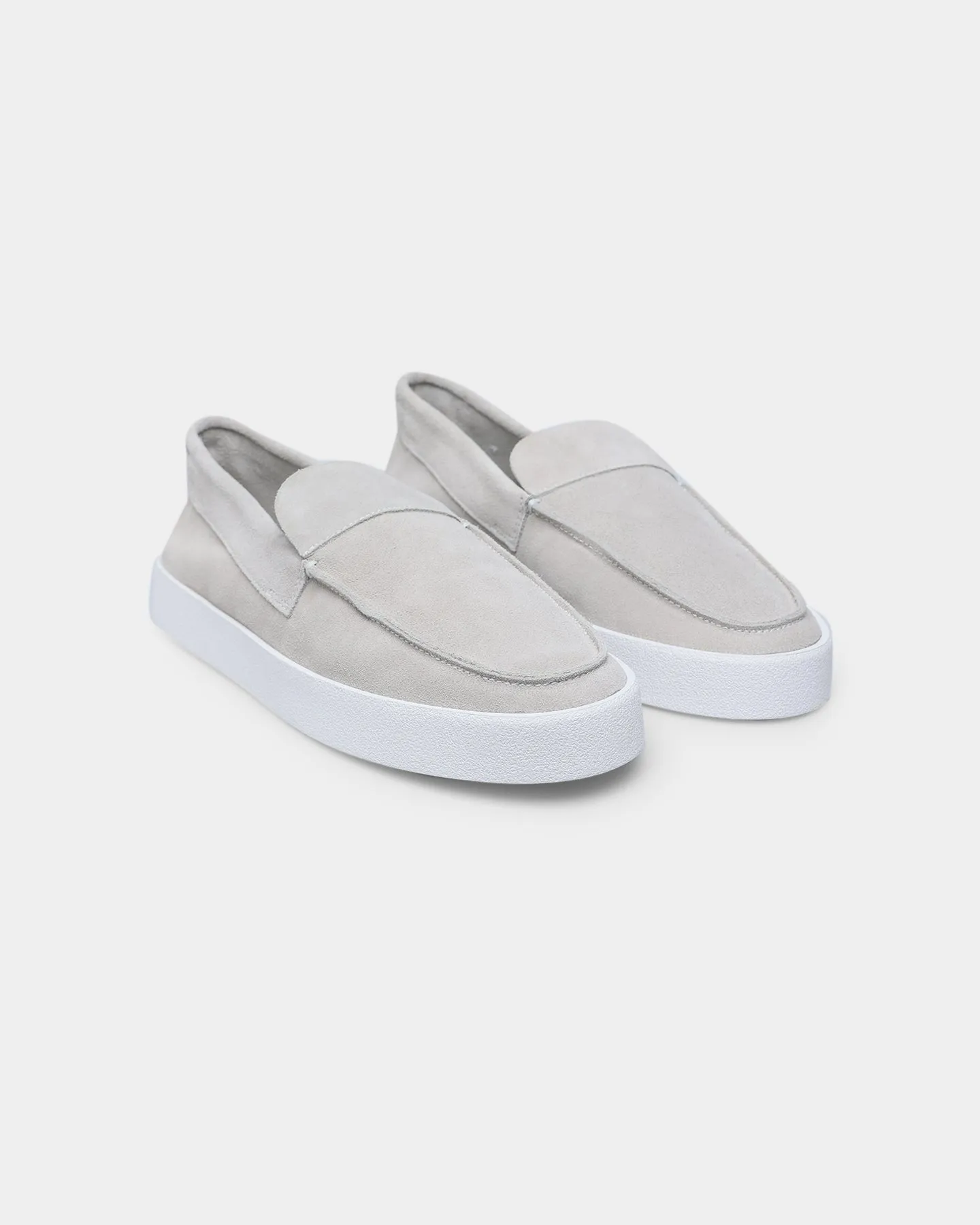 Comfort Run Street Run Saint Morta Hemisphere Suede Slip On Loafer Light Grey/White