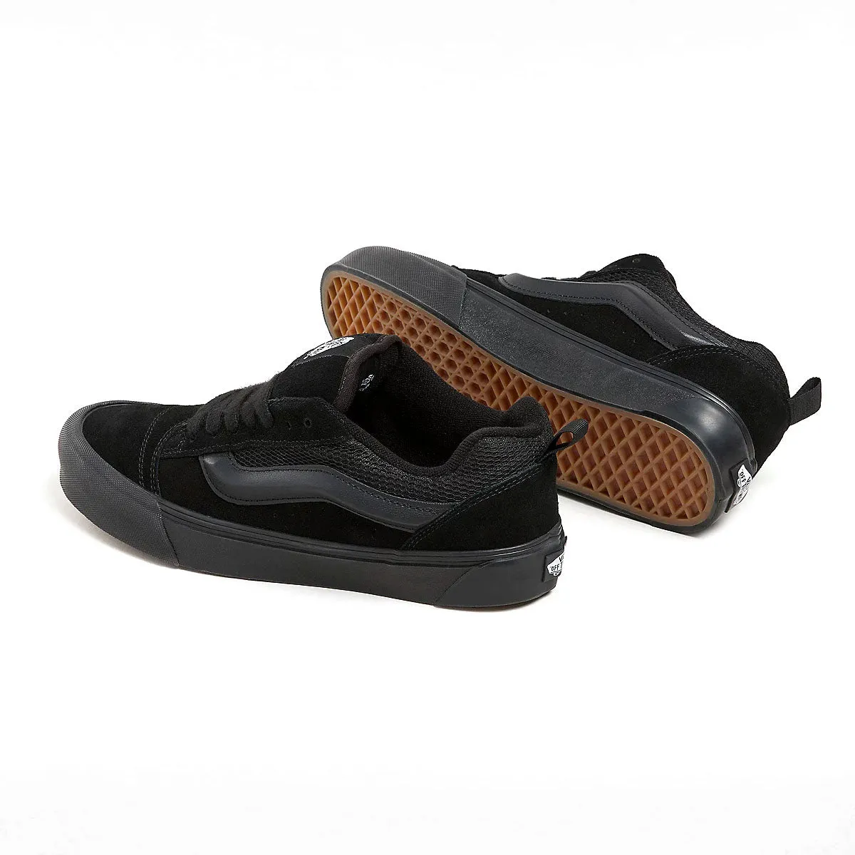 Knu Skool 'Triple Black' Comfort Shank Vintage Mood