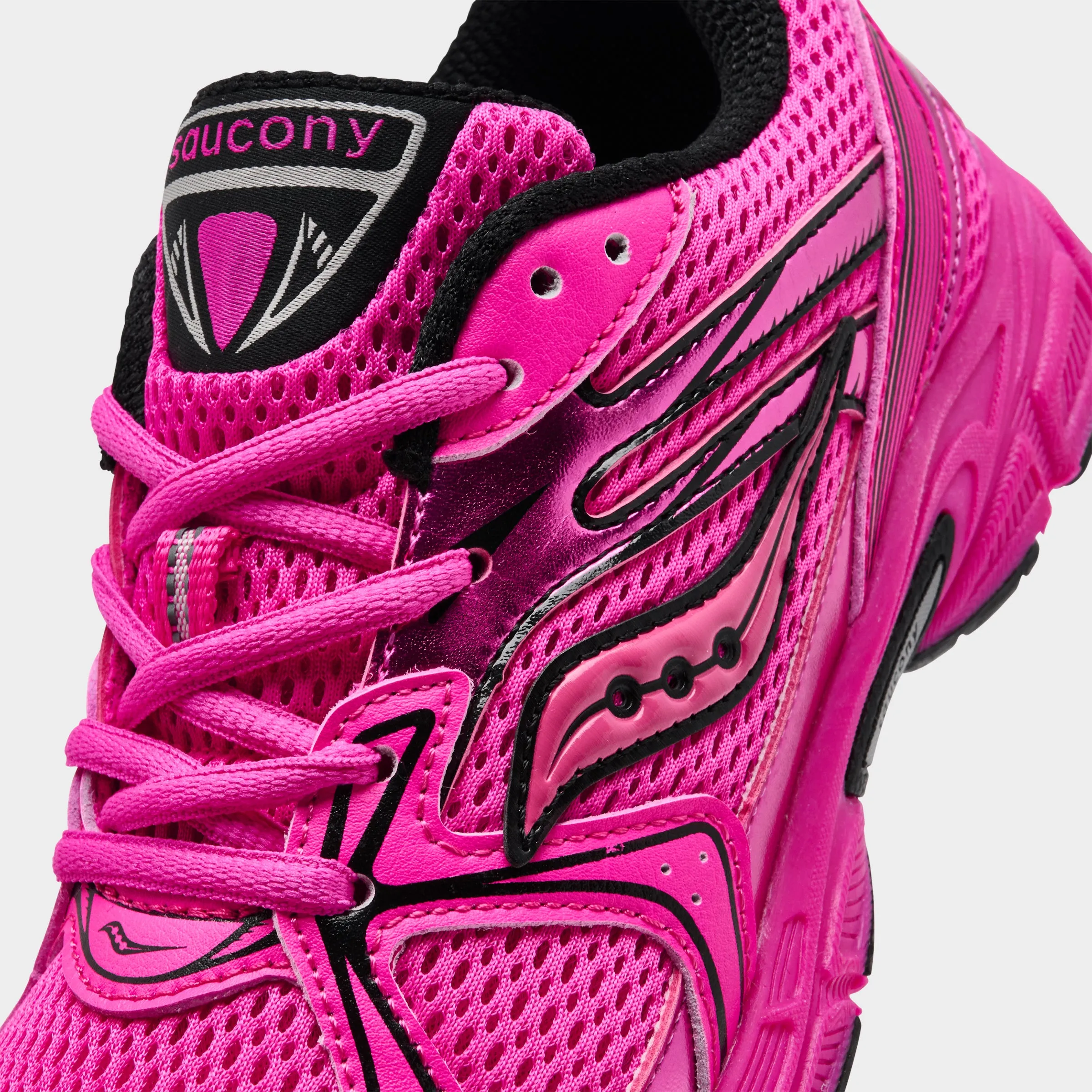 Metal Edge Saucony Juniors' Ride Millenium / Pink