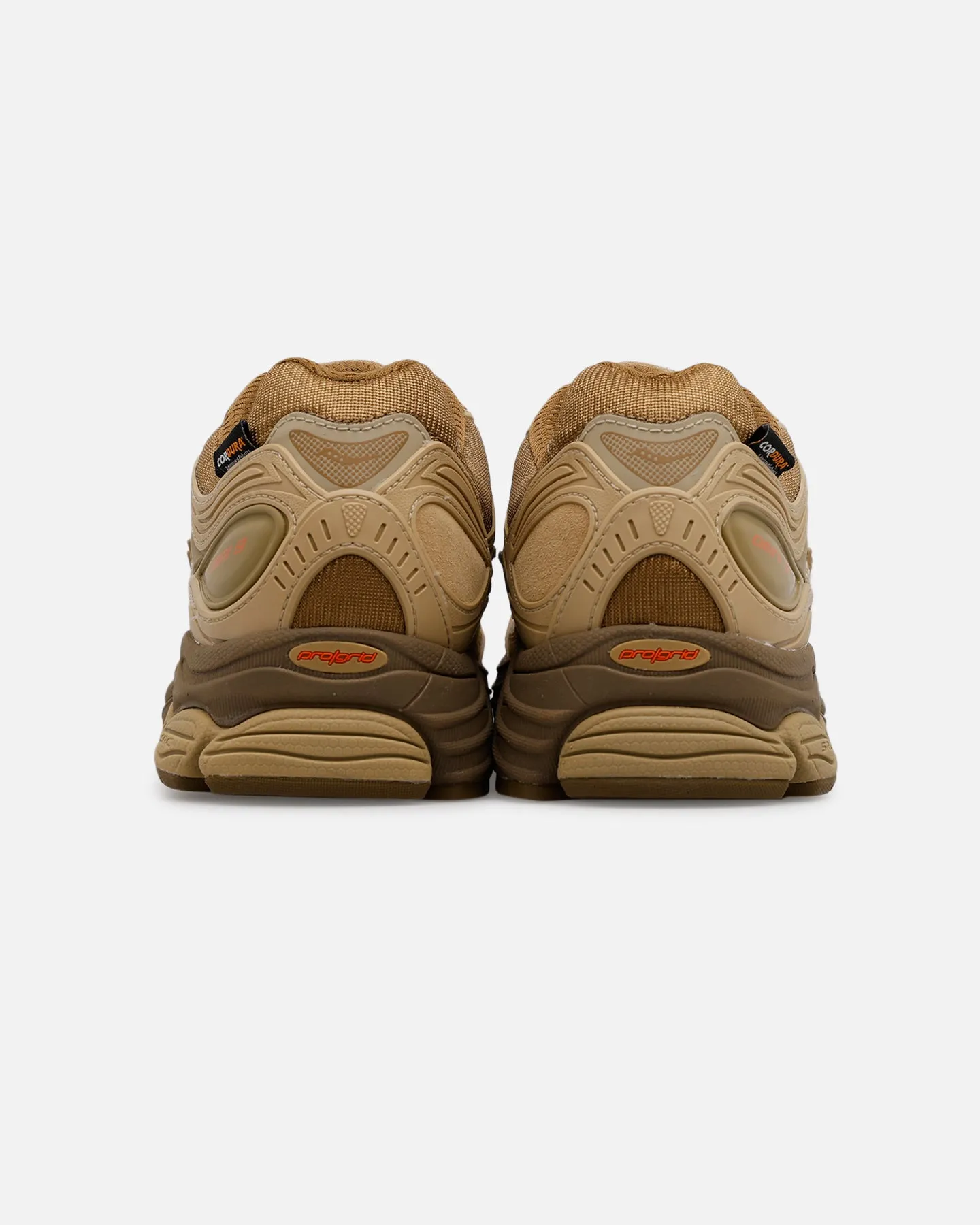 Saucony ProGrid Omni 9 Beige Event Mode Petite Fit