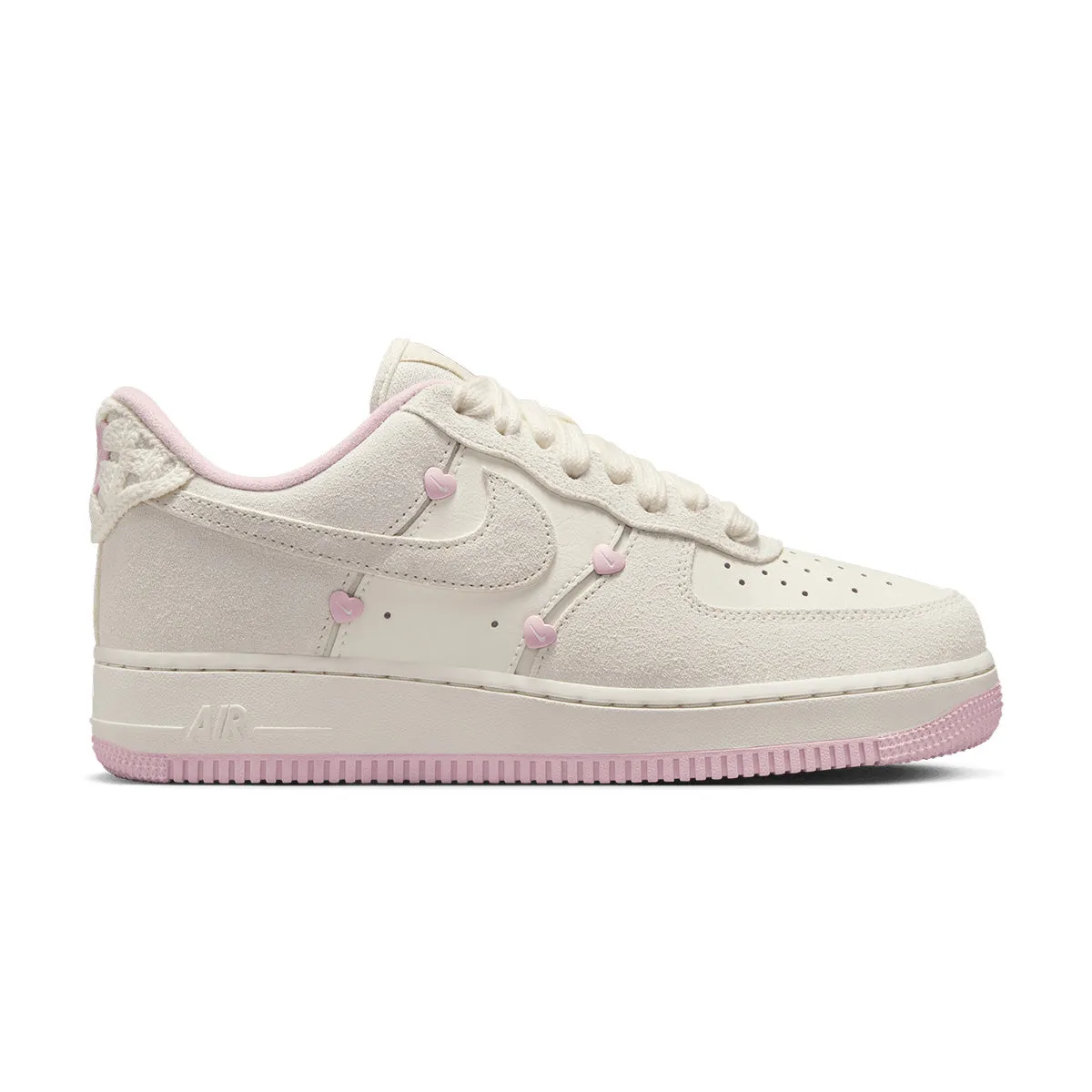 Wmns Air Force 1 '07 LX 'Valentine??s Day' transparent spring styles