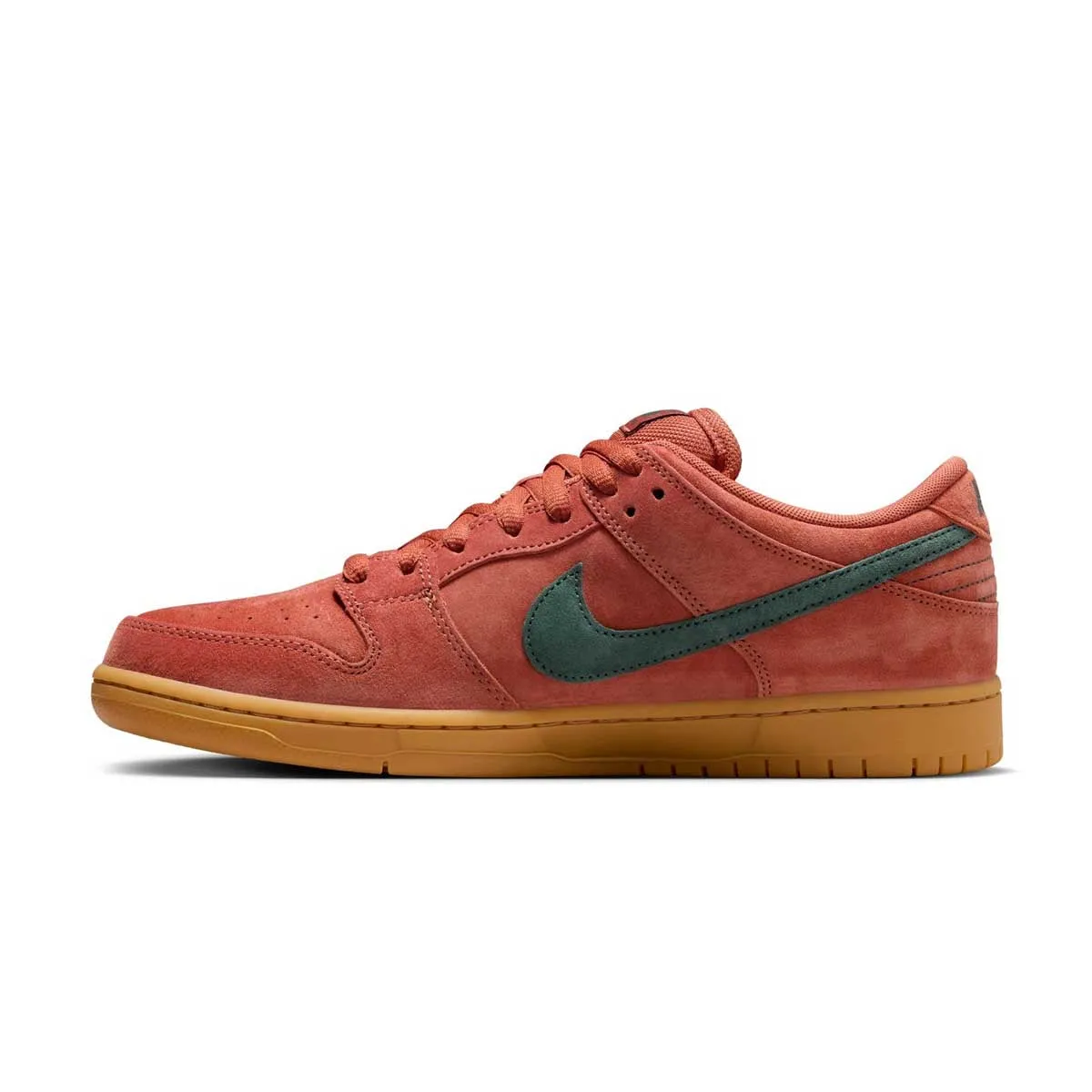 SB Dunk Low 'Burnt Sunrise' Sleek Finish All-weather look