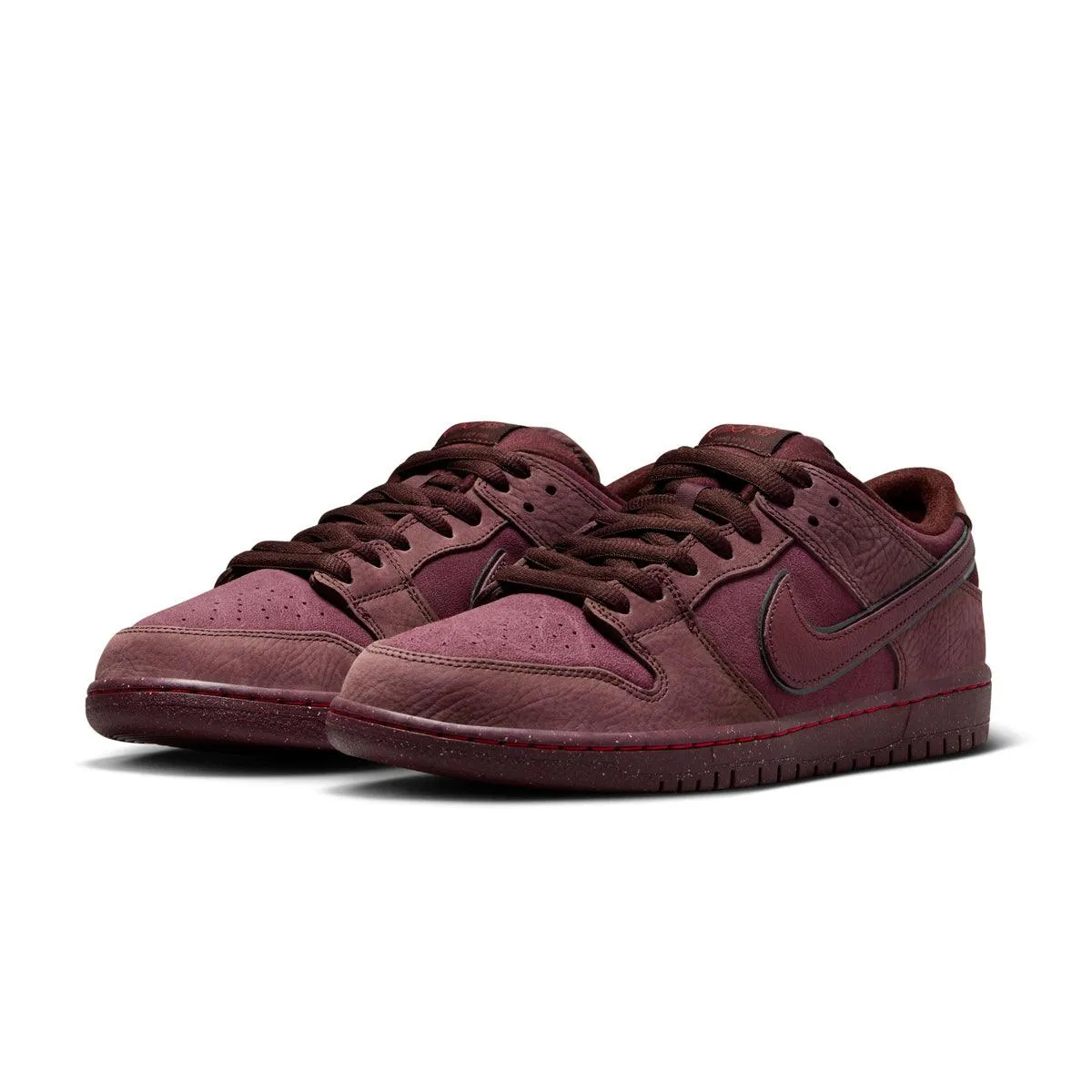 Fine SB Dunk Low Premium 'City of Love'