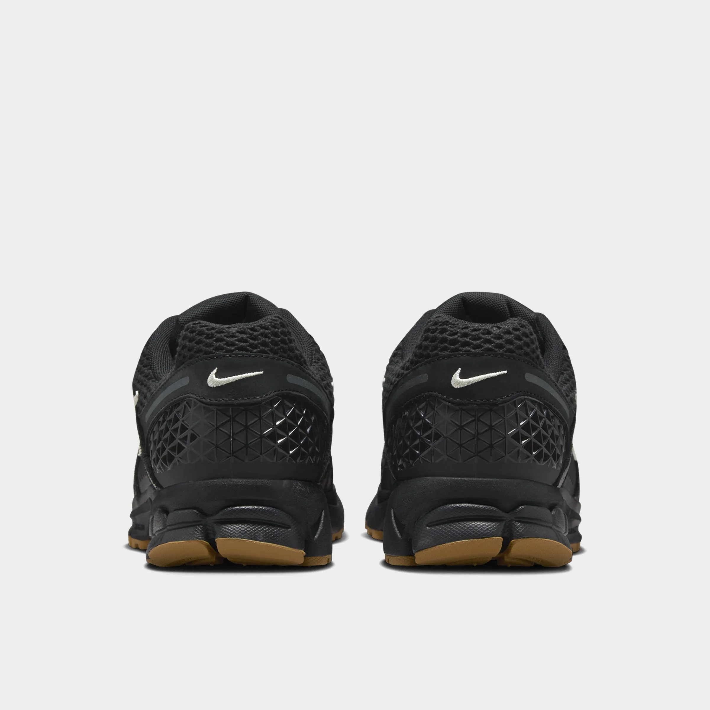 Nike Zoom Vomero 5 Black / Coconut Milk - Off Noir Leather Touch
