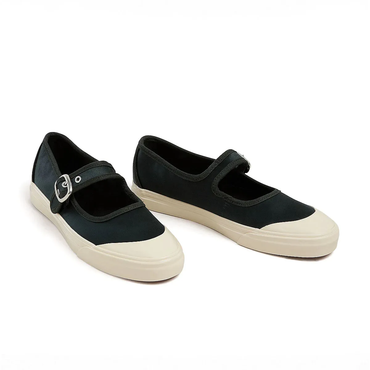 Retro-inspired performance Premium Mary Jane Lo Pro 'Black'