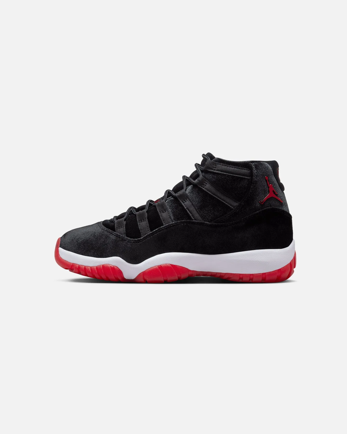 Jordan Women's Air Jordan 11 Retro "Bred Velvet" Black/Gym Red martial artists - specific features street