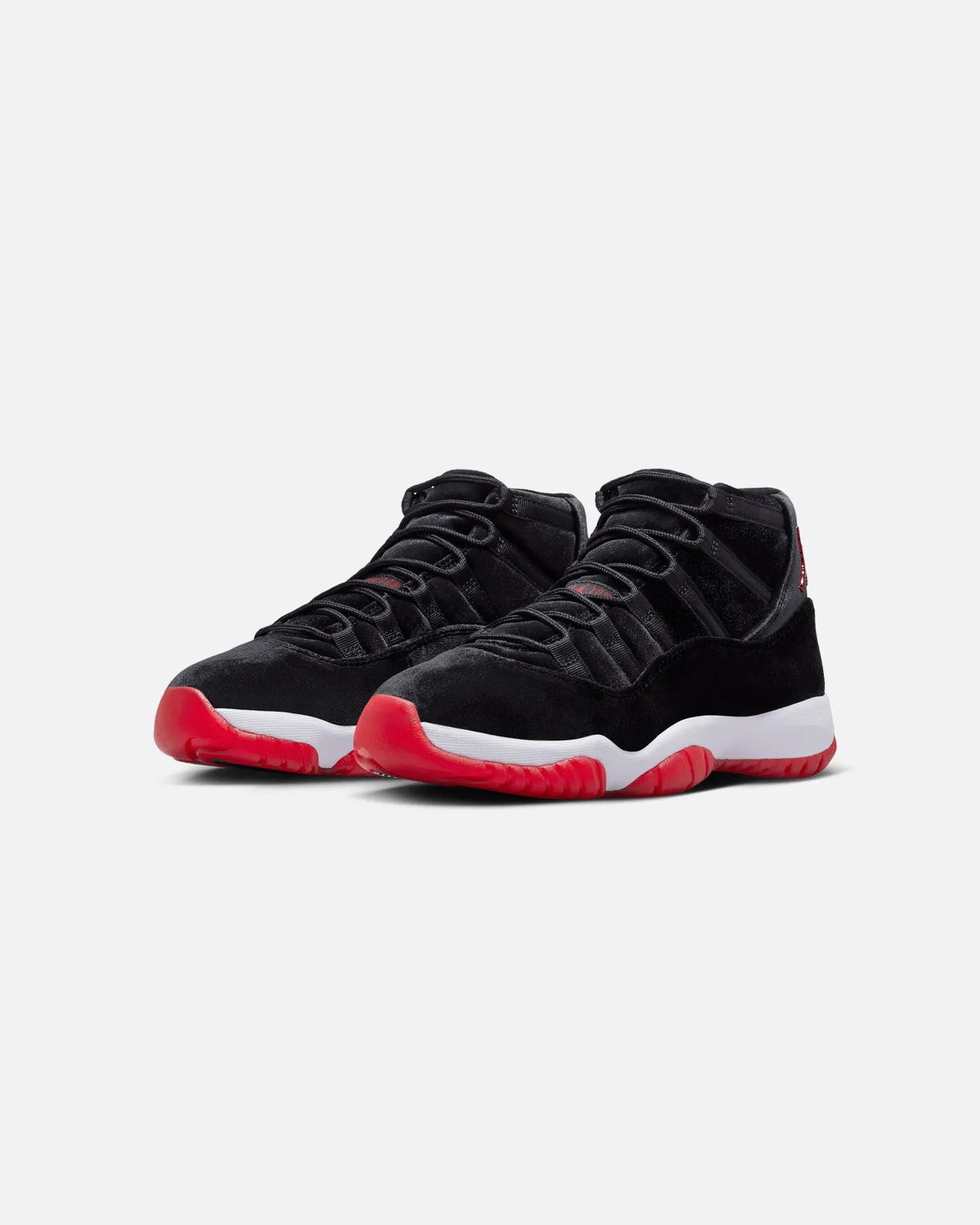 therapeutic suitable for outdoor adventures Jordan Women's Air Jordan 11 Retro "Bred Velvet" Black/Gym Red
