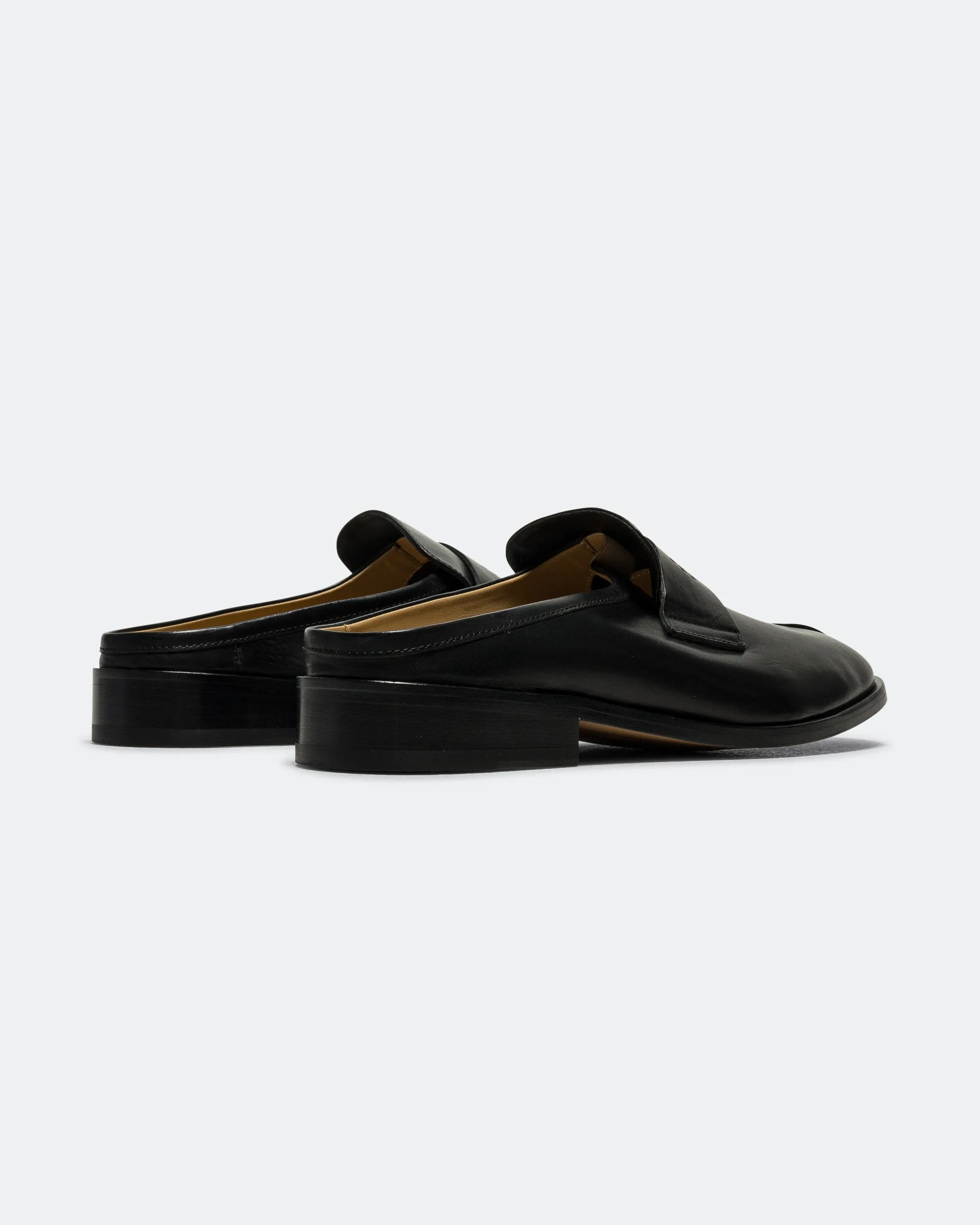 Shiny Leather Slipper - Black Comfortable Sole Market Walk