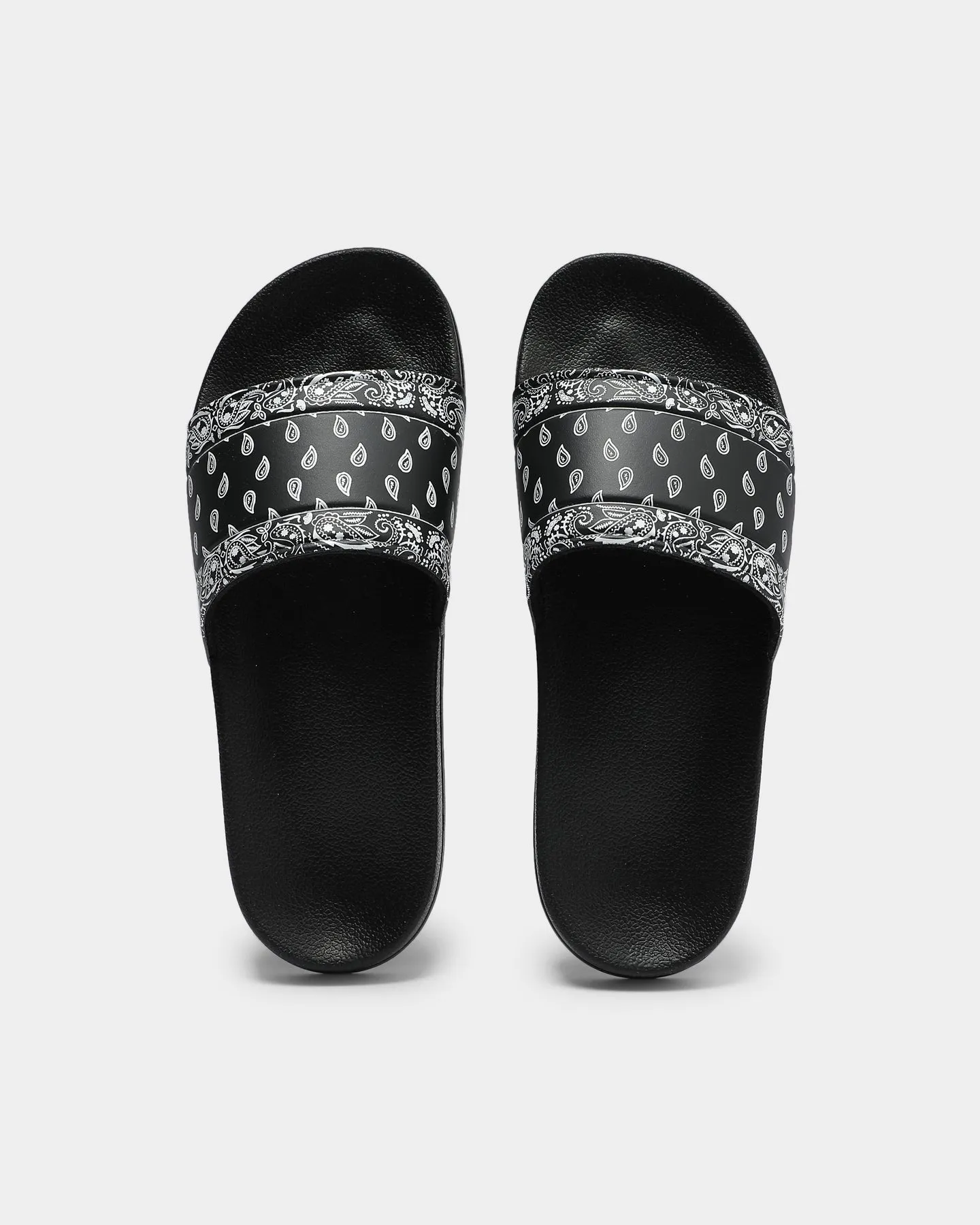 Clean Step Goat Crew Bandana Slide Black/White