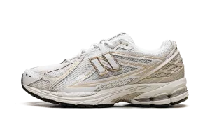 1906R "JD Sports Exclusive Reflection Timberwolf Gold" indoor usability Comfort Padding