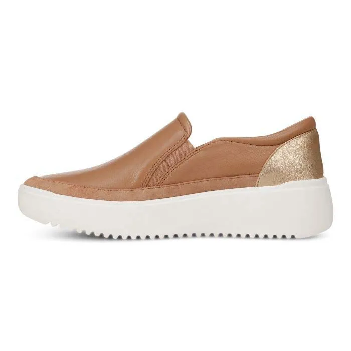 Womens Vionic Kearny in Macaroon Brown Travel Essential City Adventure