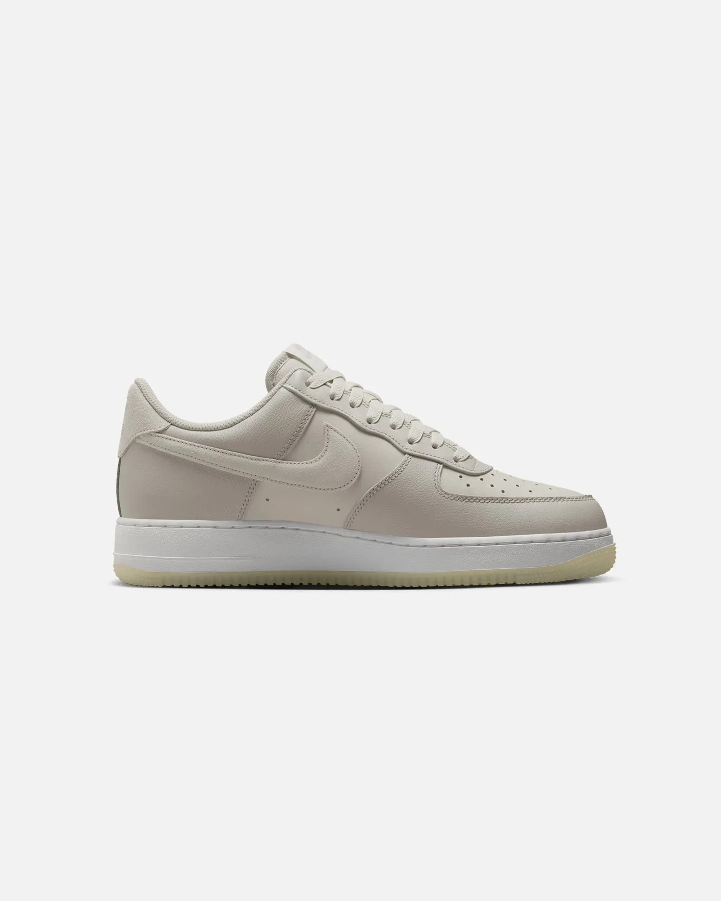Nike Air Force 1 '07 LV8 Light Bone/Summit warm glow Fiber Mix