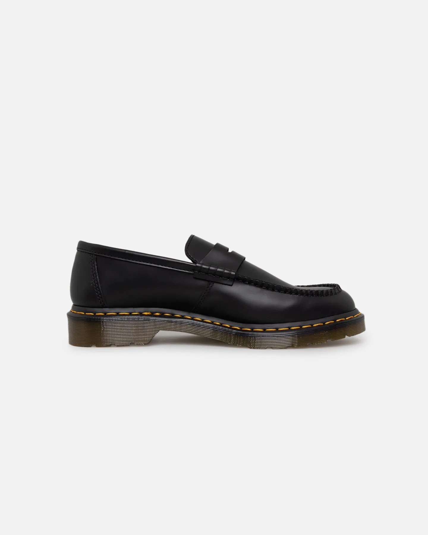 Toe box Media Pop Dr. Martens Penton Loafer Black Smooth