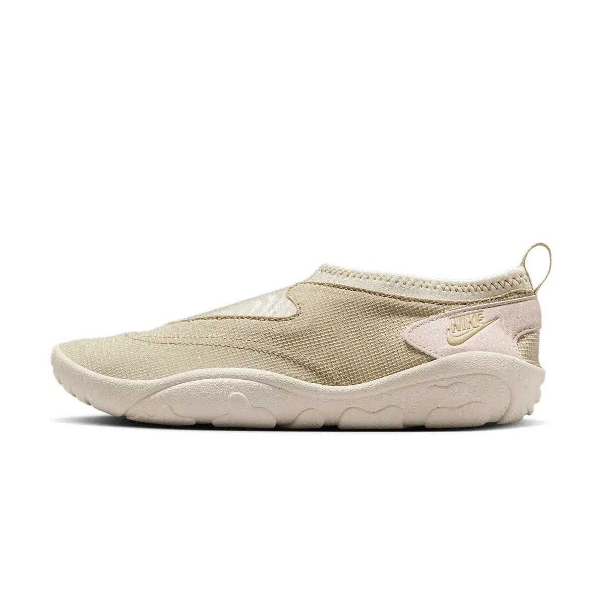 brand - recognition - level Wmns Aqua Turf 'Light Orewood Brown'