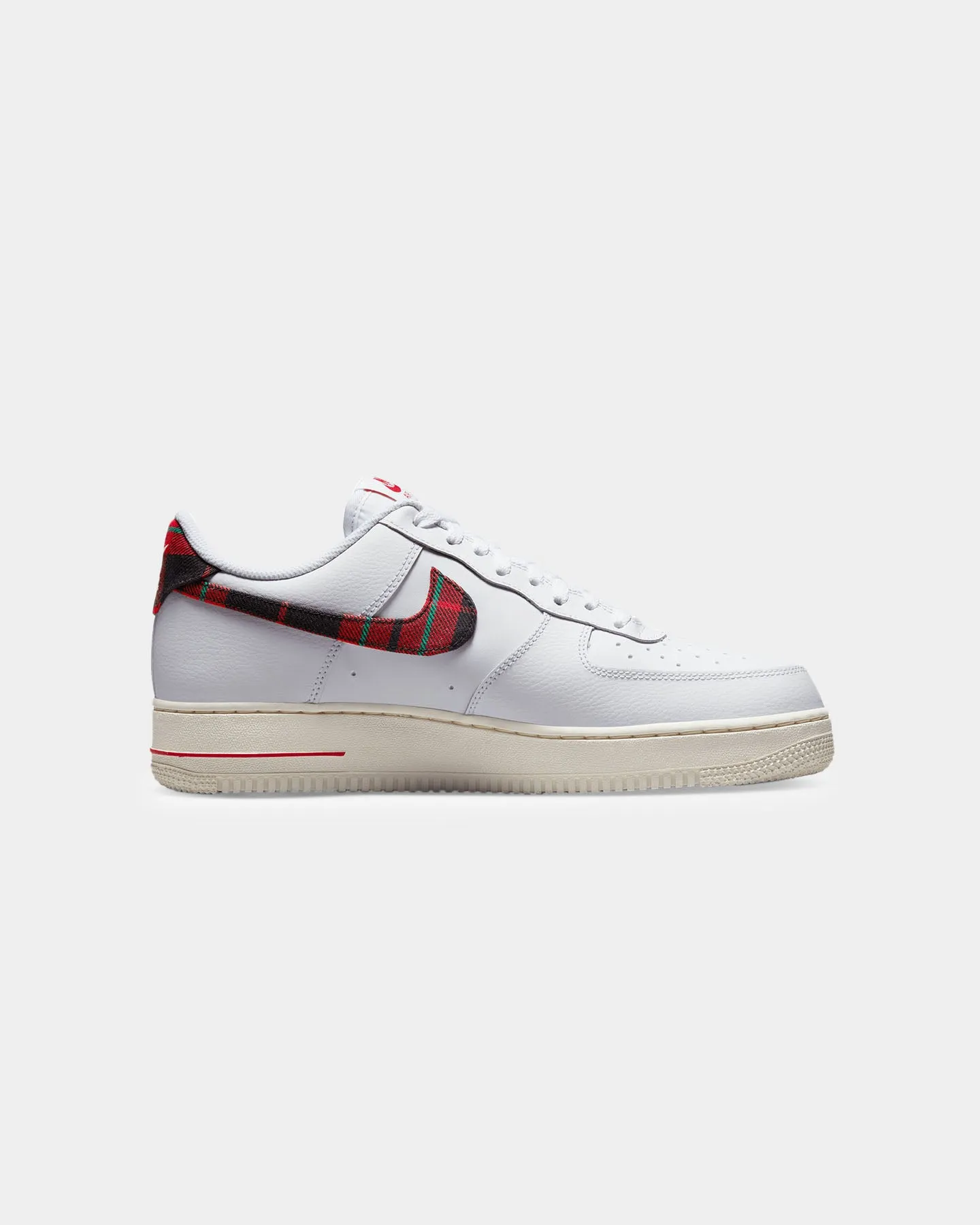 Elegant Mood Nike Air Force 1 '07 LV8 White/University Red
