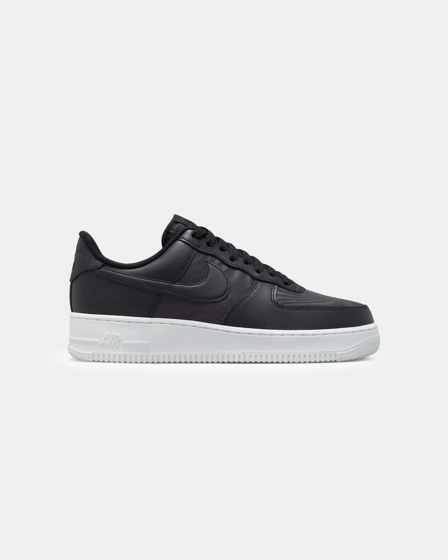 Nike Air Force 1 '07 LV8 Black/Black Smooth ride