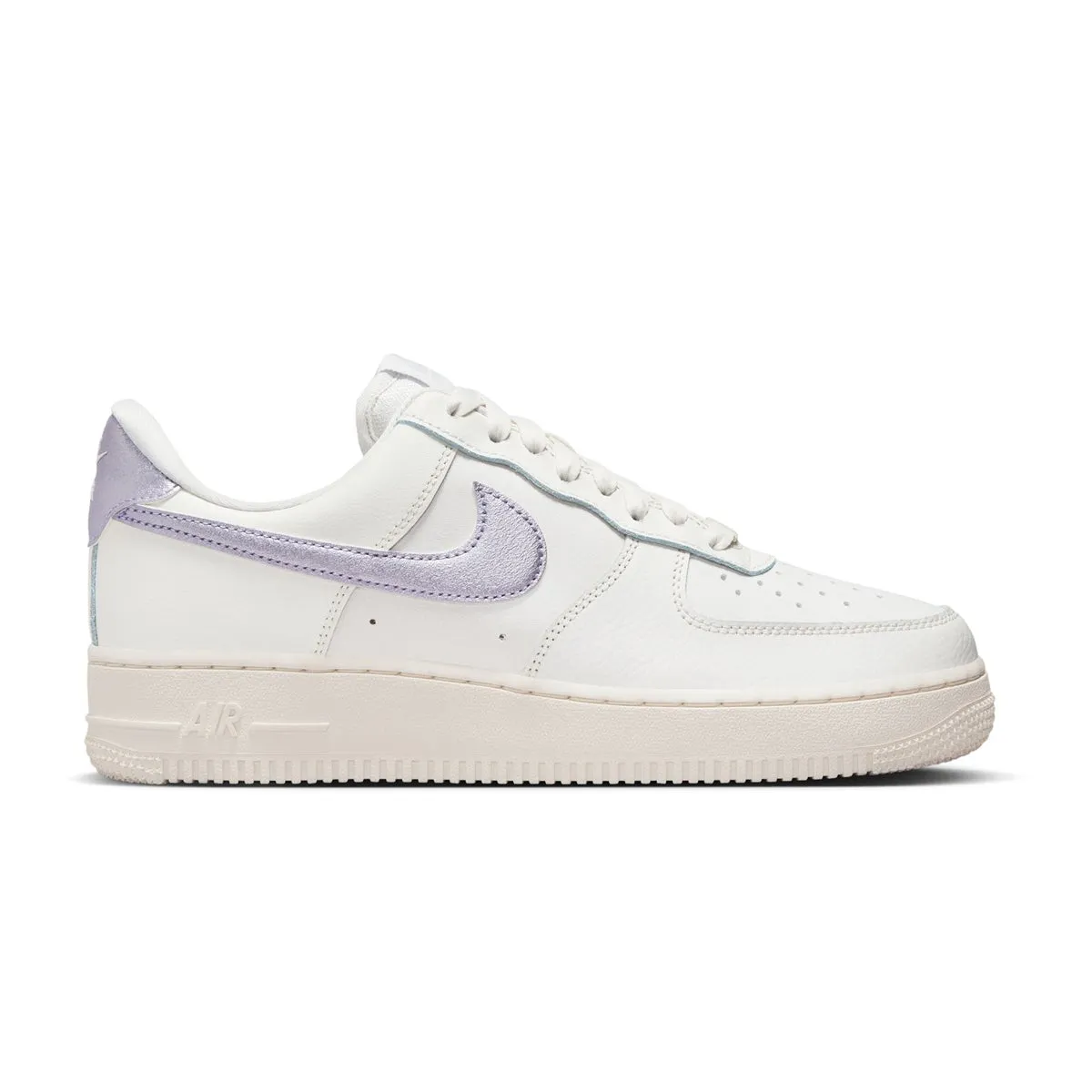 Wmns Air Force 1 '07 Ess 'Metallic Purple' high - heeled