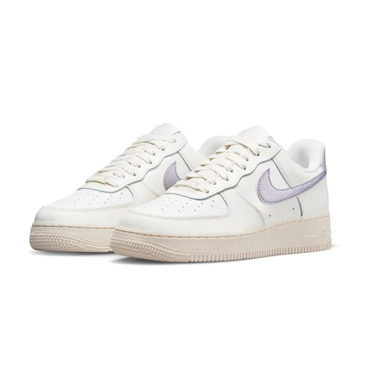 Wmns Air Force 1 '07 Ess 'Metallic Purple' Refined Ease