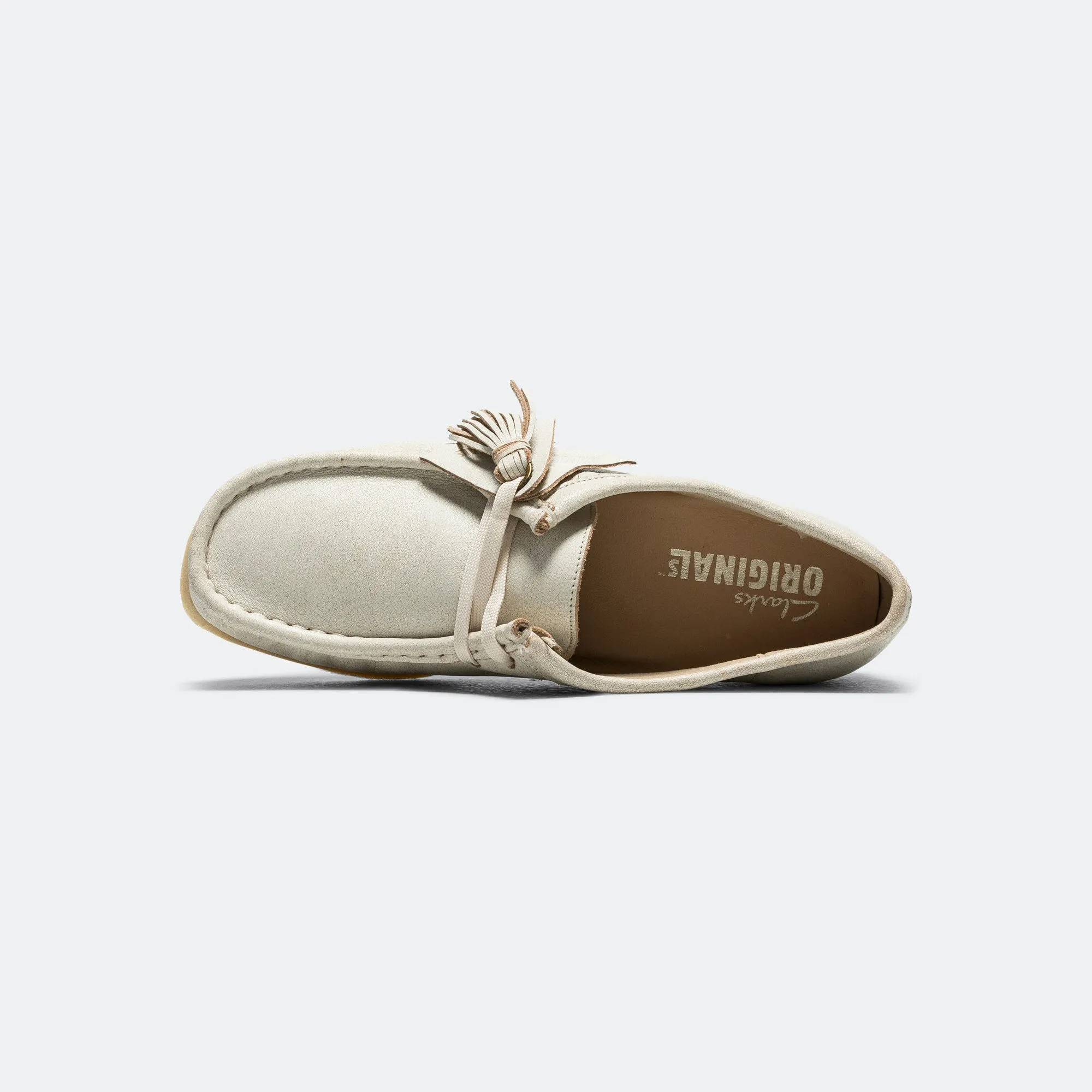 Variable Density Padding Travel Womens Wallabee - White Leather