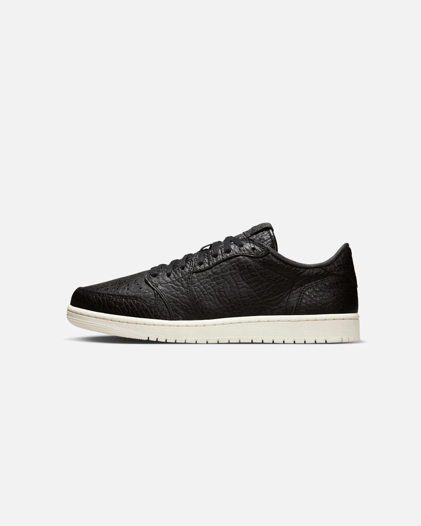 Energy Boost Jordan Air Jordan 1 Retro Low Black/Black