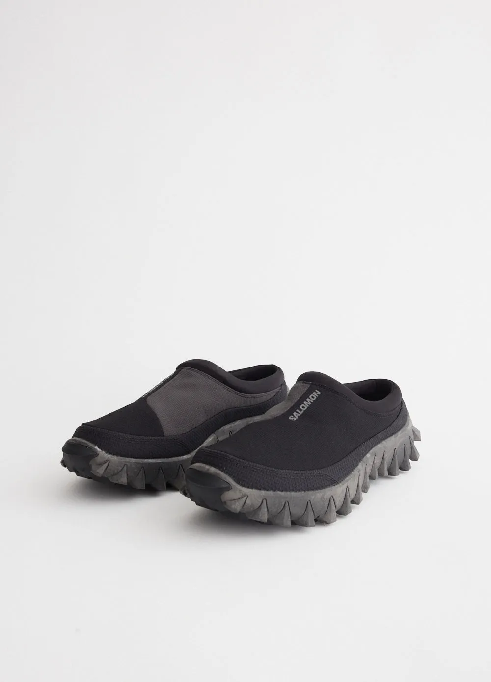 Snowclog 'Black Asphalt' Sneakers teenagers' trends