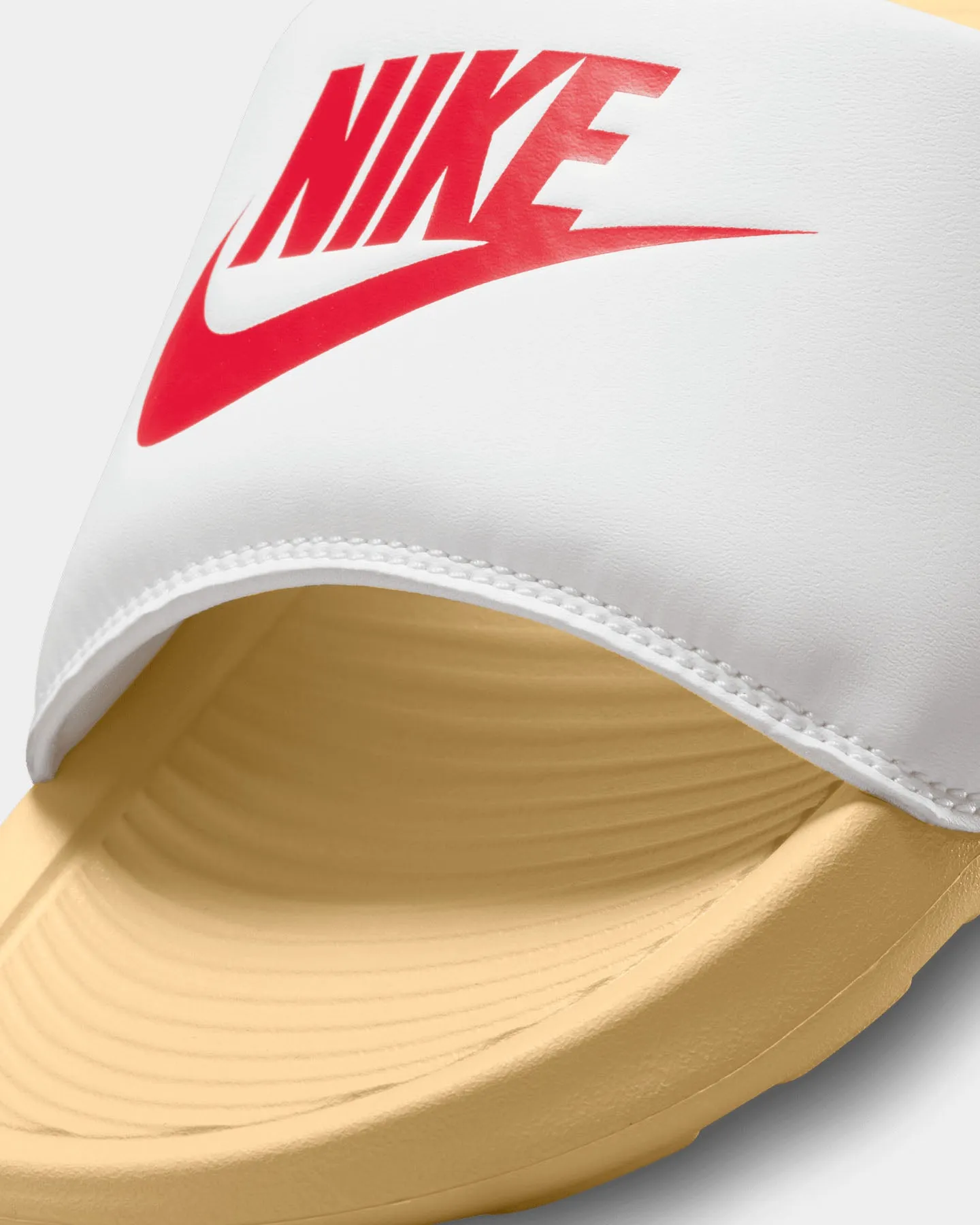 Nike Victori One Slide Summit White/University Red-Sesame Best Seller Easy To Clean