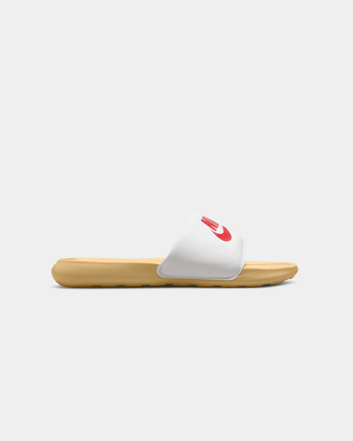 Nike Victori One Slide Summit White/University Red-Sesame Body Align