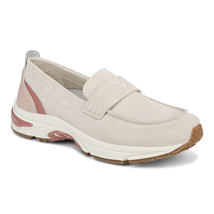 streamlined look Womens Vionic 23Walk Loafer in Cream/Cameo Rose