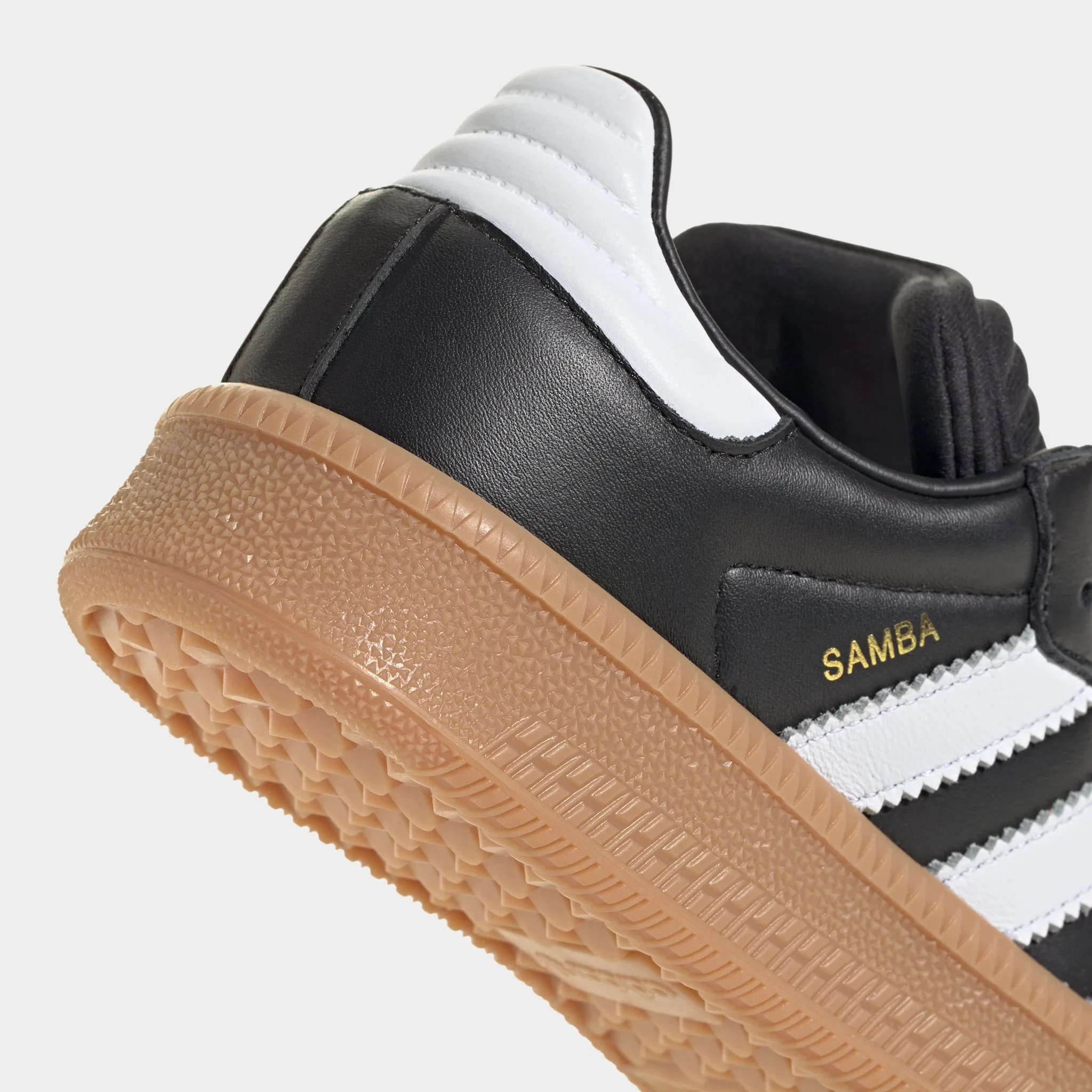 Urban Move adidas Juniors' Samba XLG Core Black / Footwear White - Gum