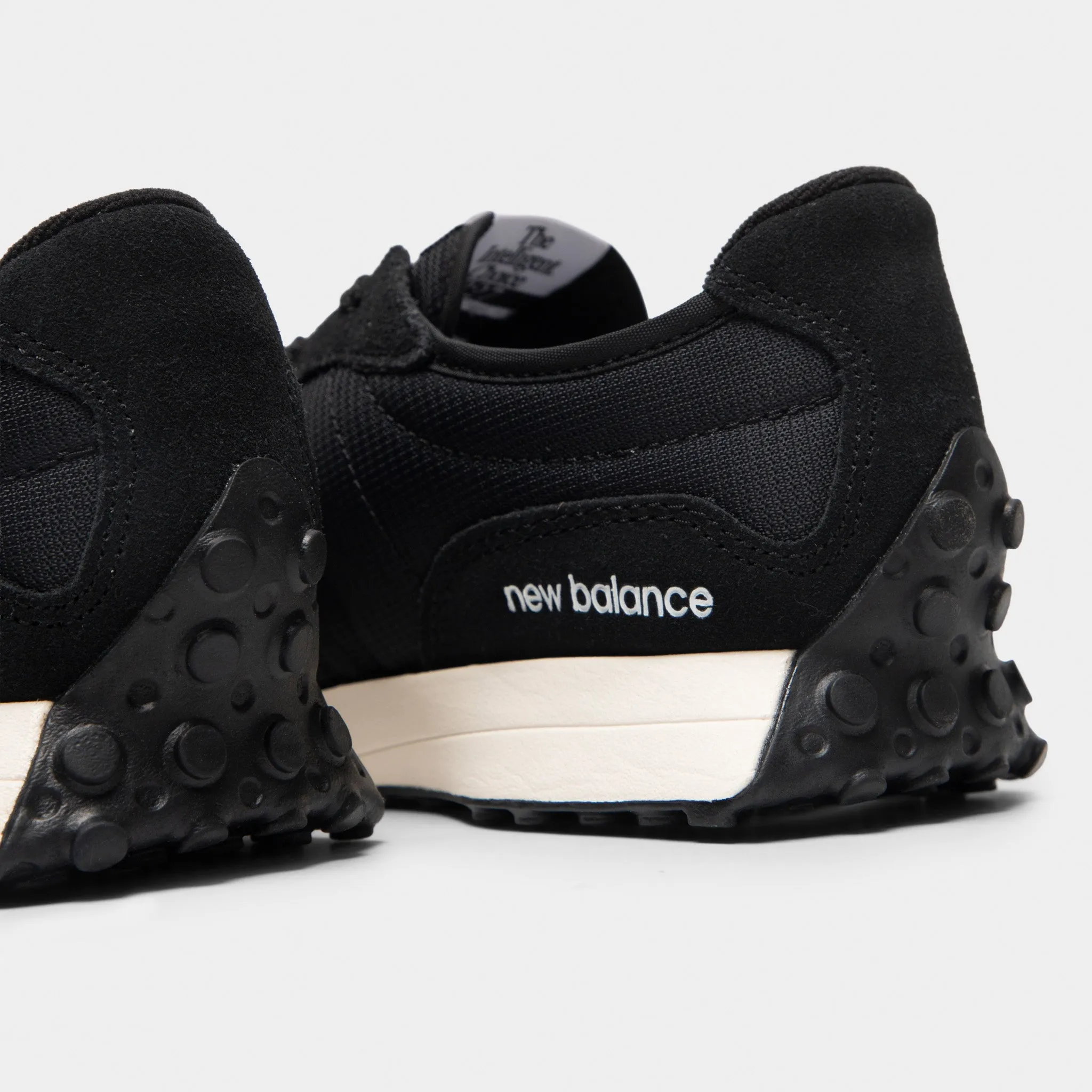 New Balance Juniors' 327 Black / White Winter Warm