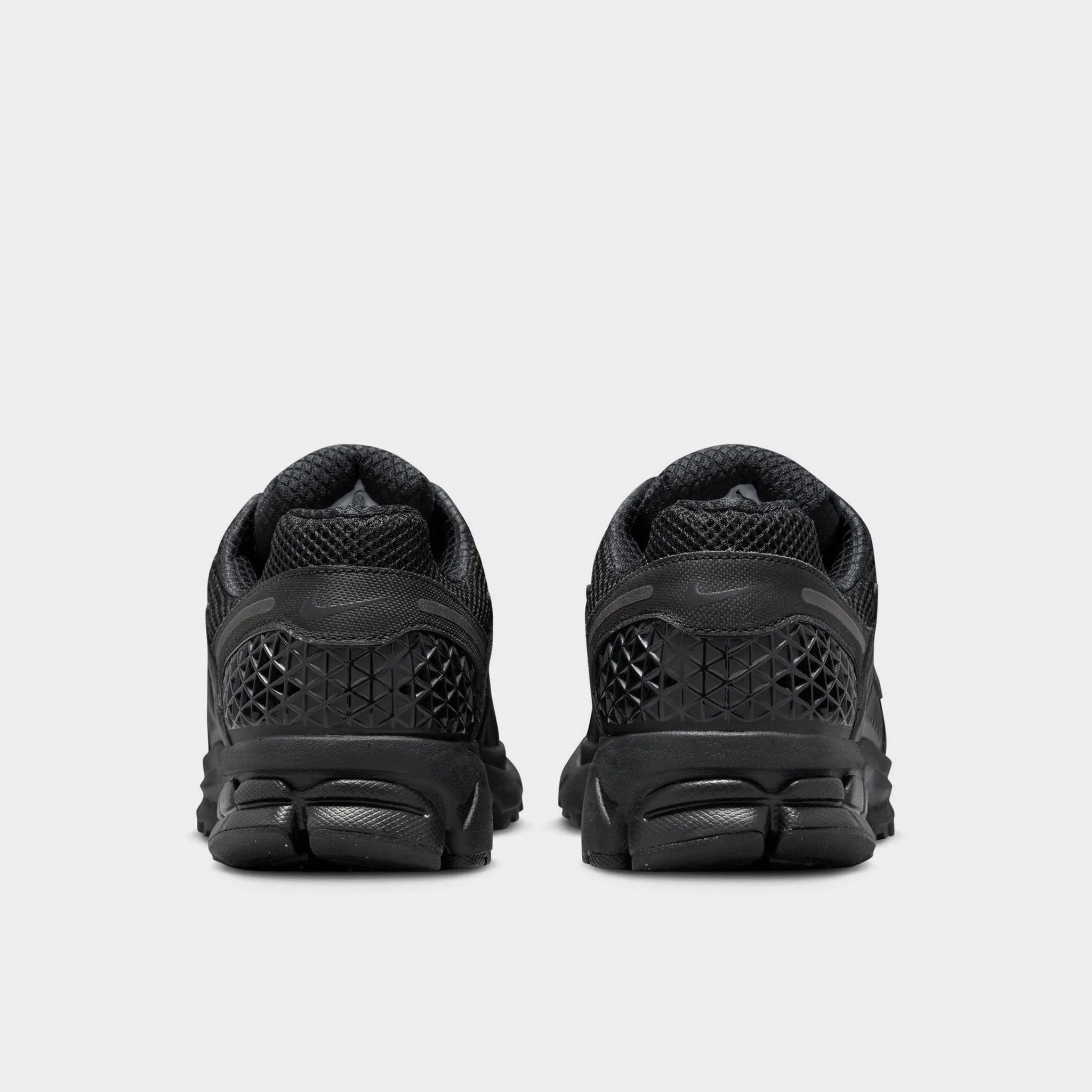 Nike Zoom Vomero 5 SP Black / Black Shock absorption
