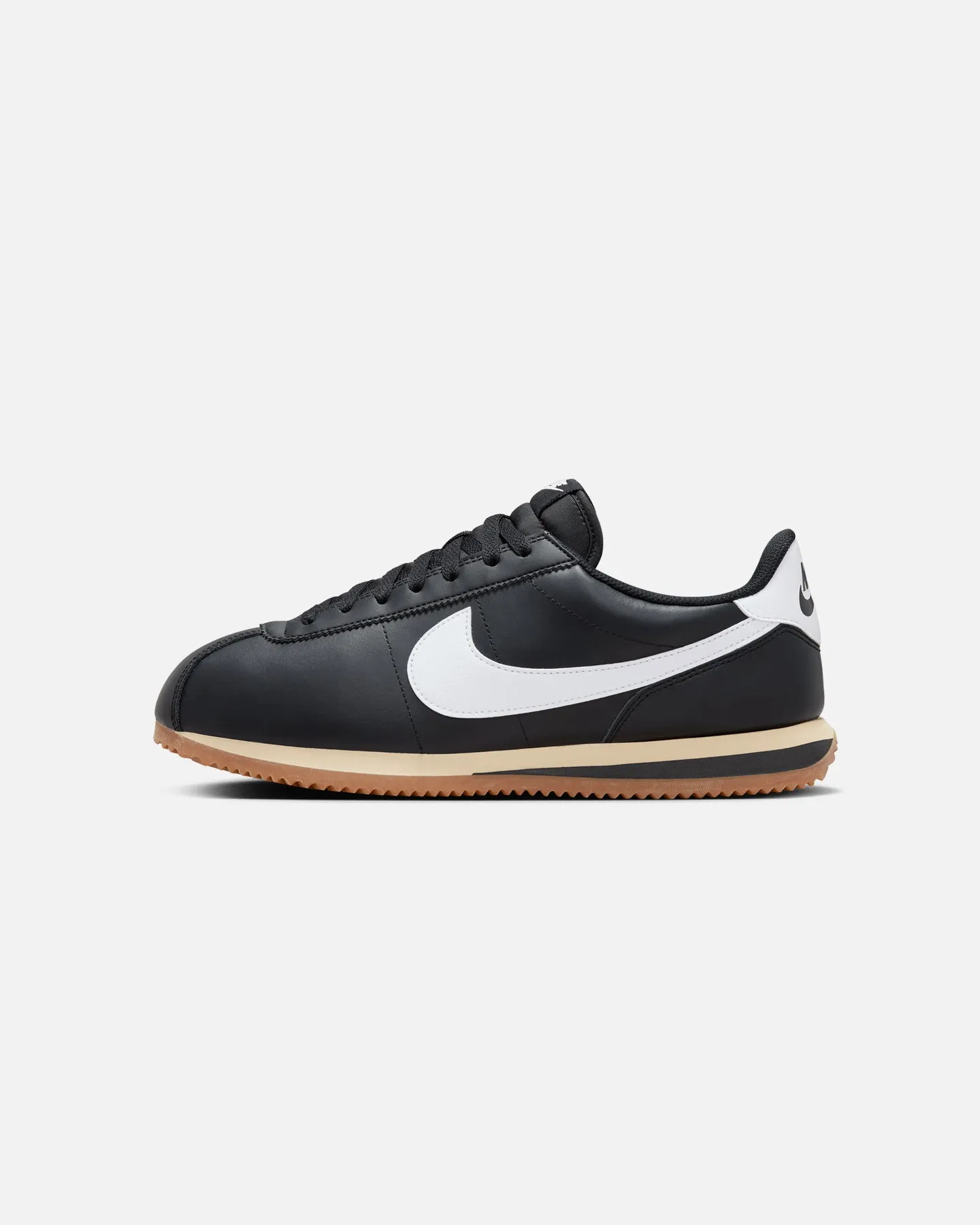 City Edge Chic Cool Nike Cortez Black/White