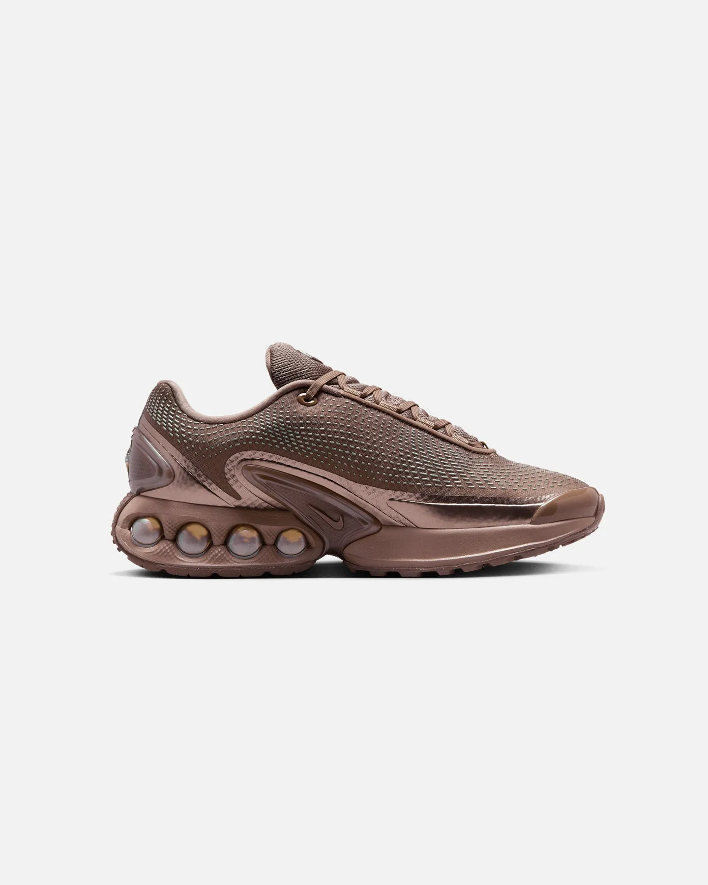 Nike Women's Air Max DN Mink Brown/Ironstone cushioning - level Cushioned look